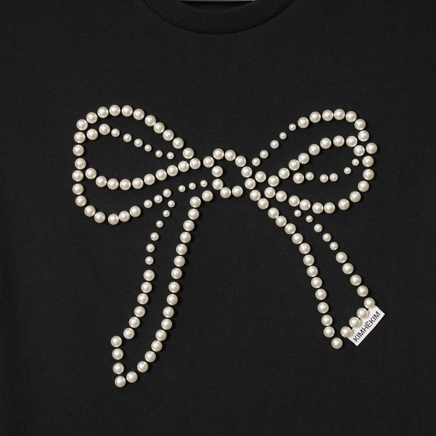 PEARL EMBELLISHED BOW SLIM T-SHIRT / BLACK