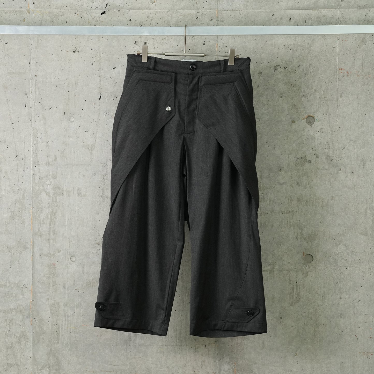 DANA TROUSER / CHARCOAL