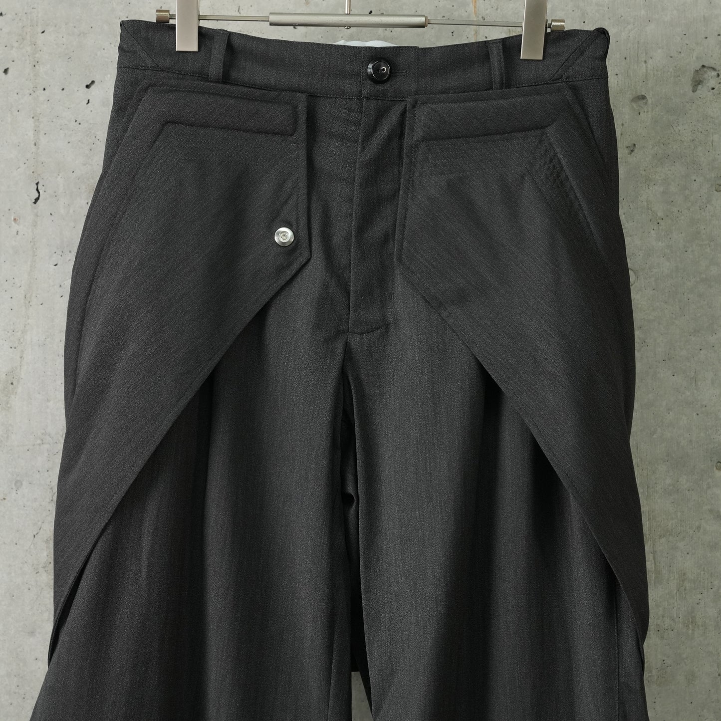 DANA TROUSER / CHARCOAL