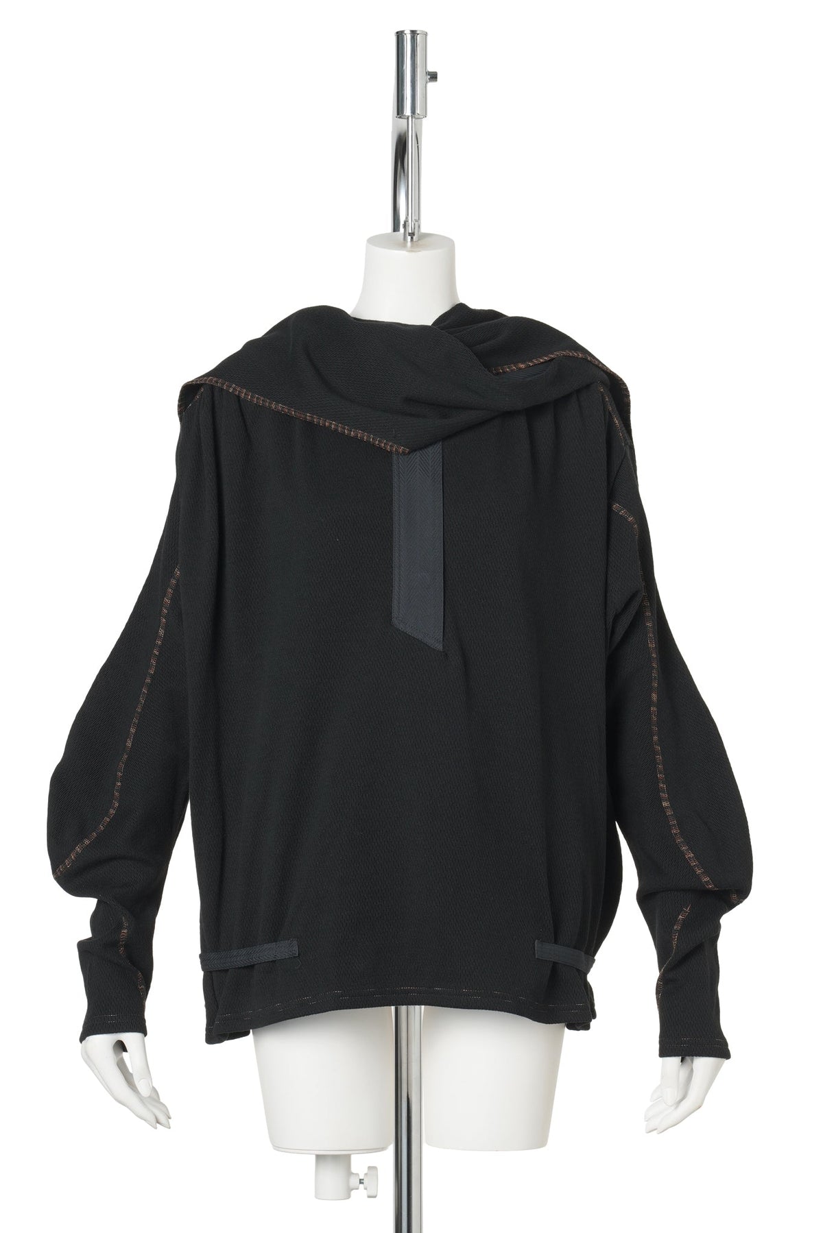 PETREL HOODED PULLOVER / INK BLACK