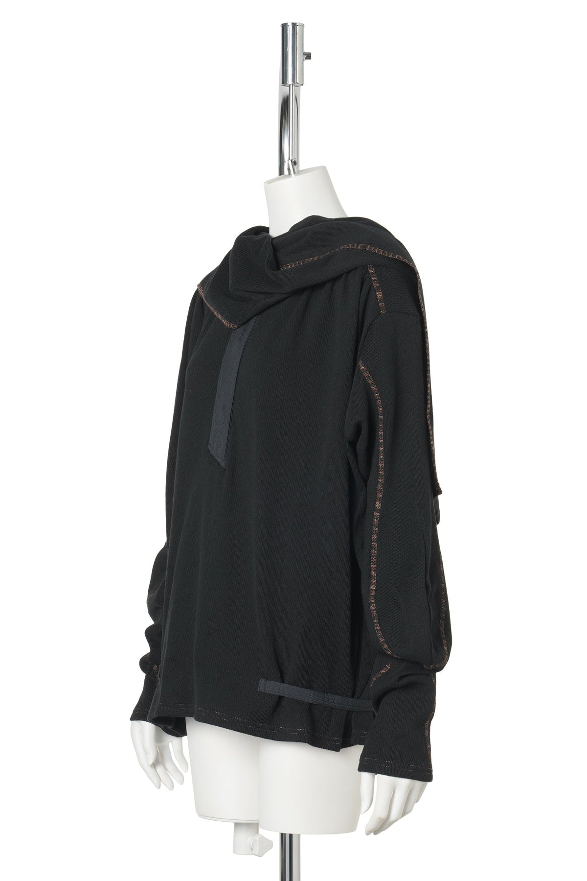 PETREL HOODED PULLOVER / INK BLACK