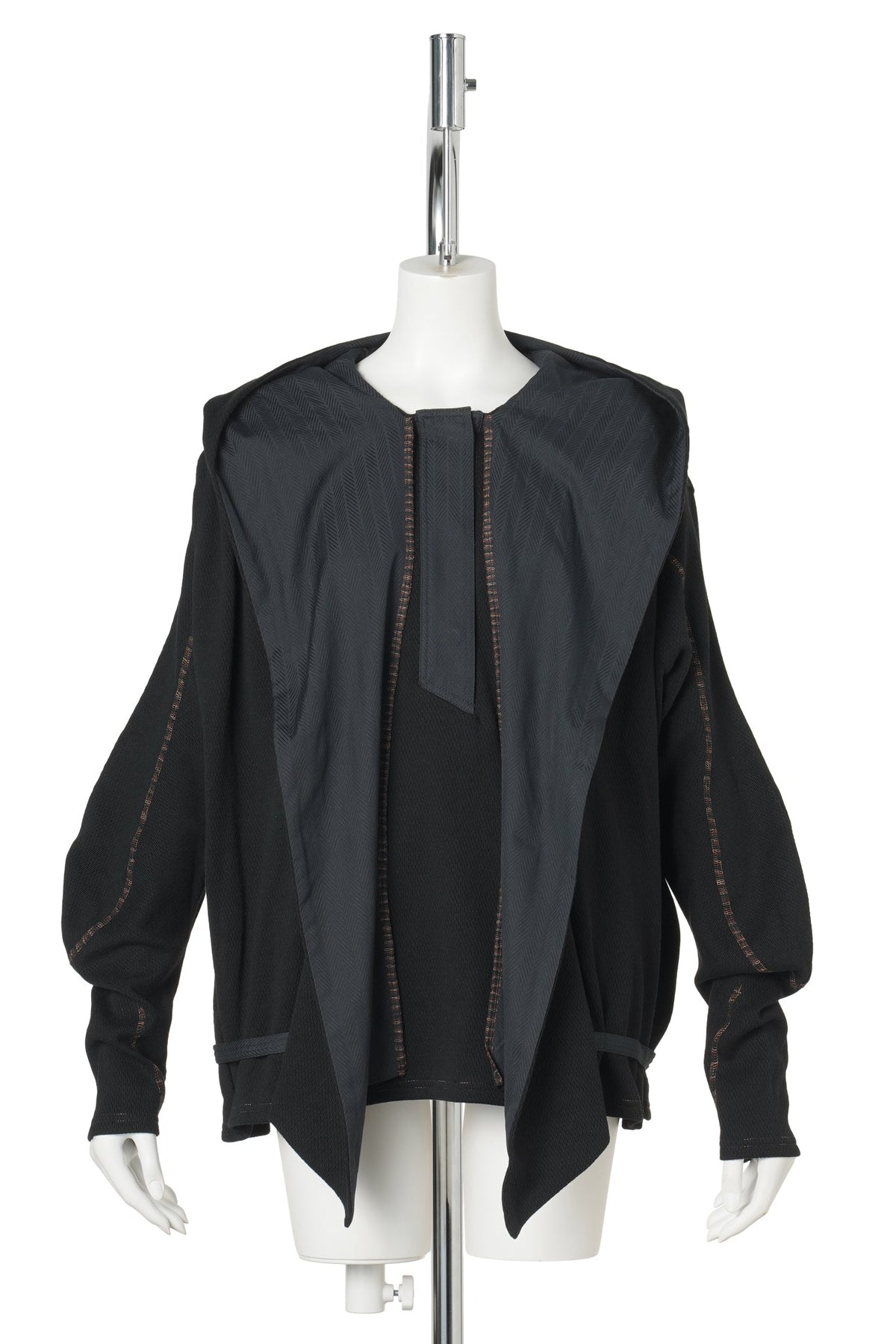 PETREL HOODED PULLOVER / INK BLACK