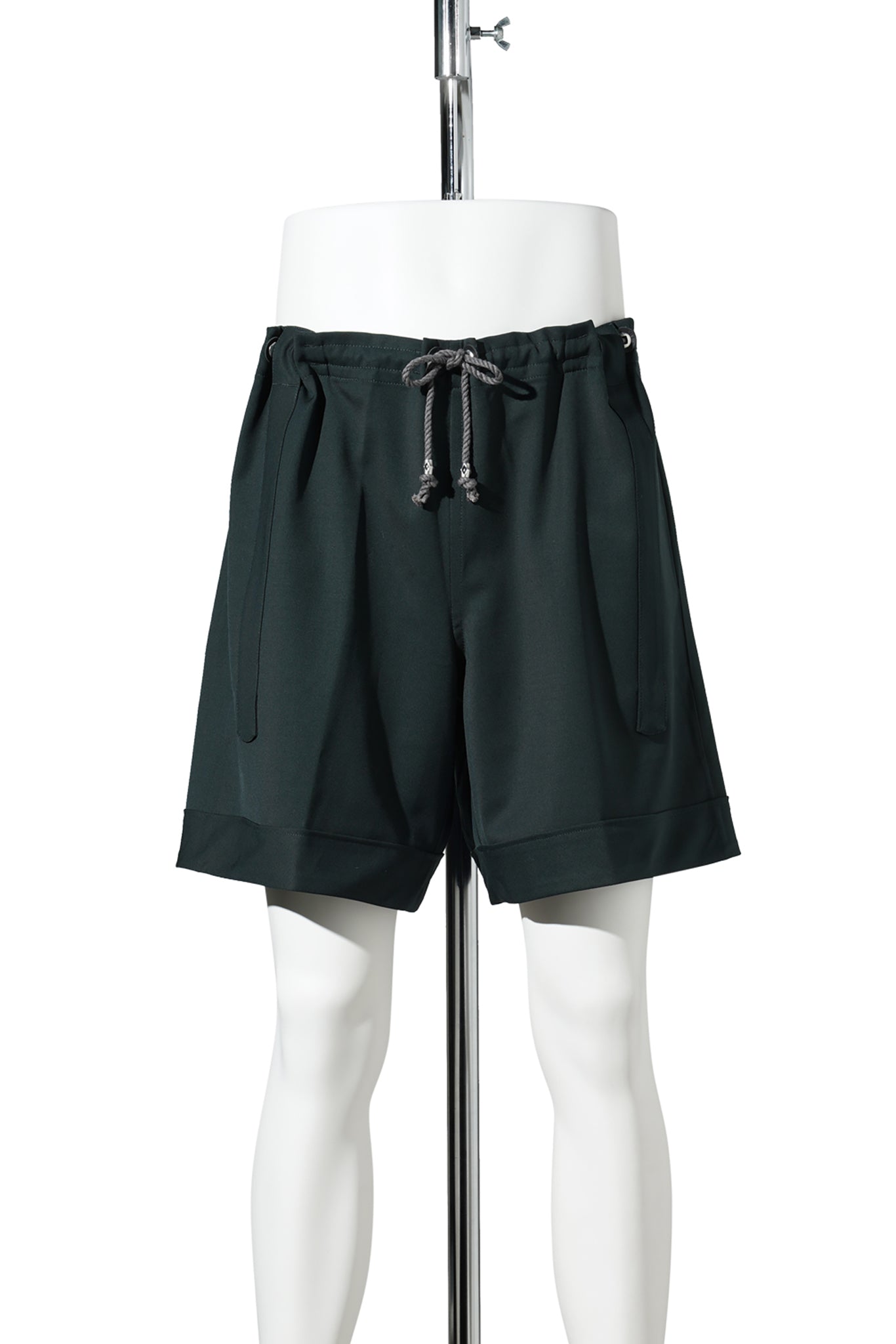 KYAN SHORTS / SCARAB