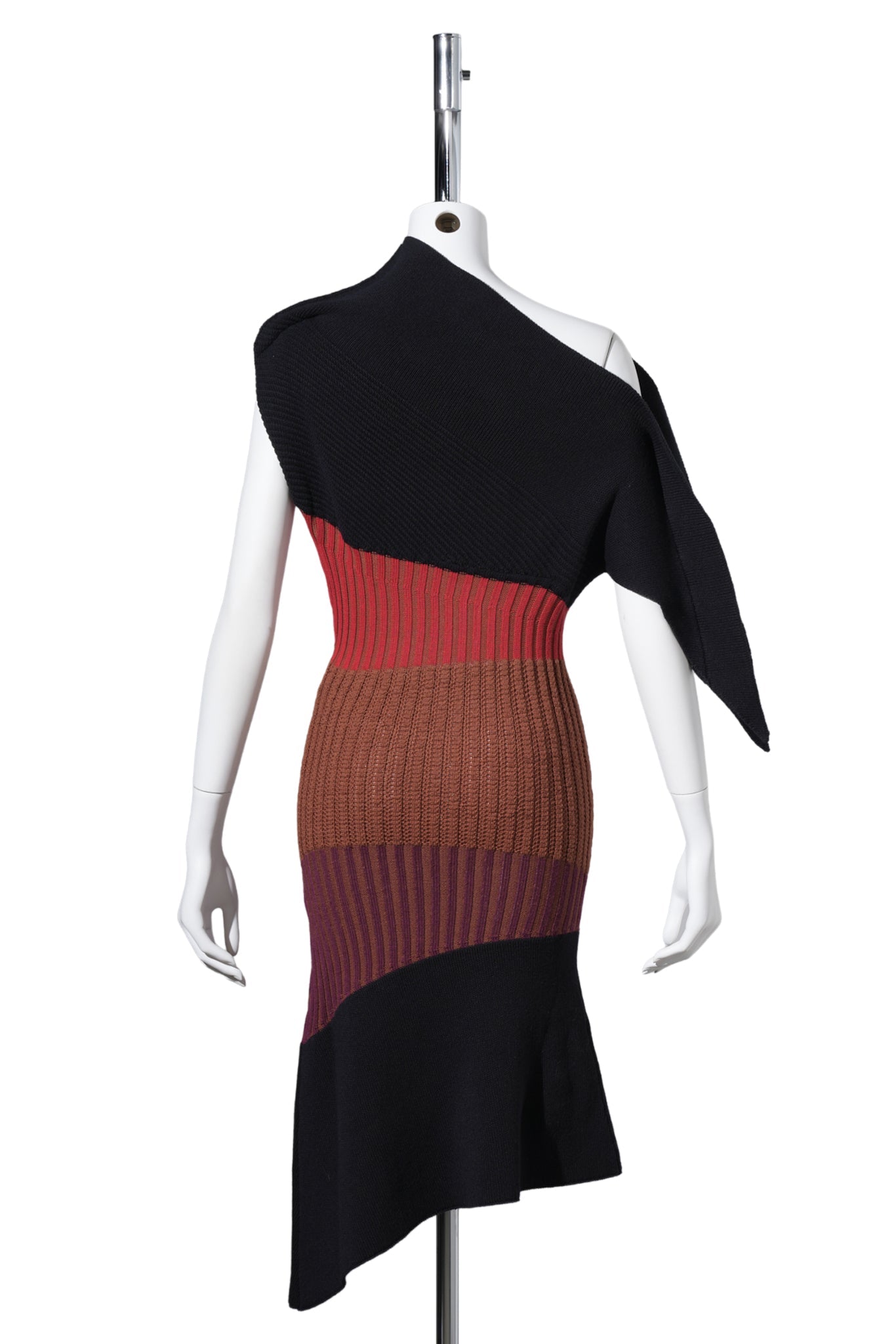 LEMOYNE KNITTED DRESS / BLACK, BROWN & WINE TASTING