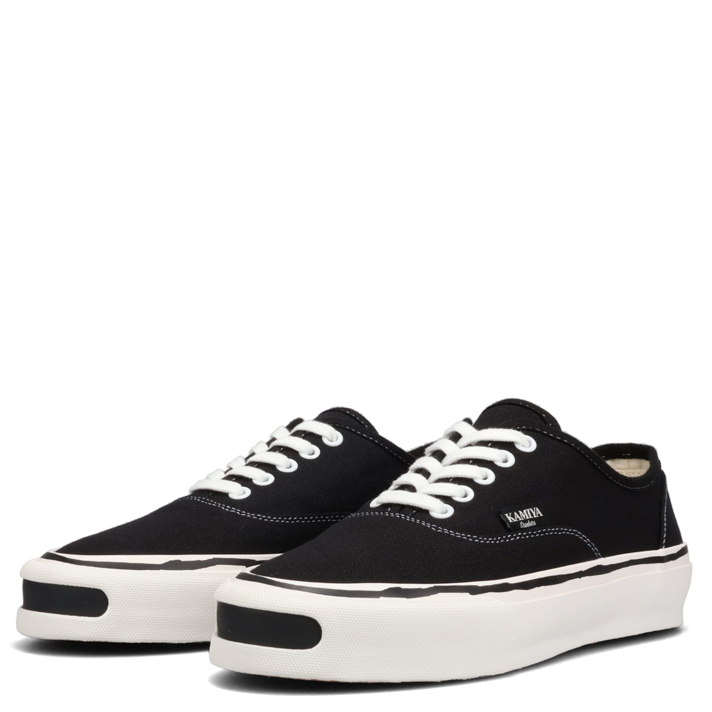 VULCUNIZED SNEAKERS / BLACK