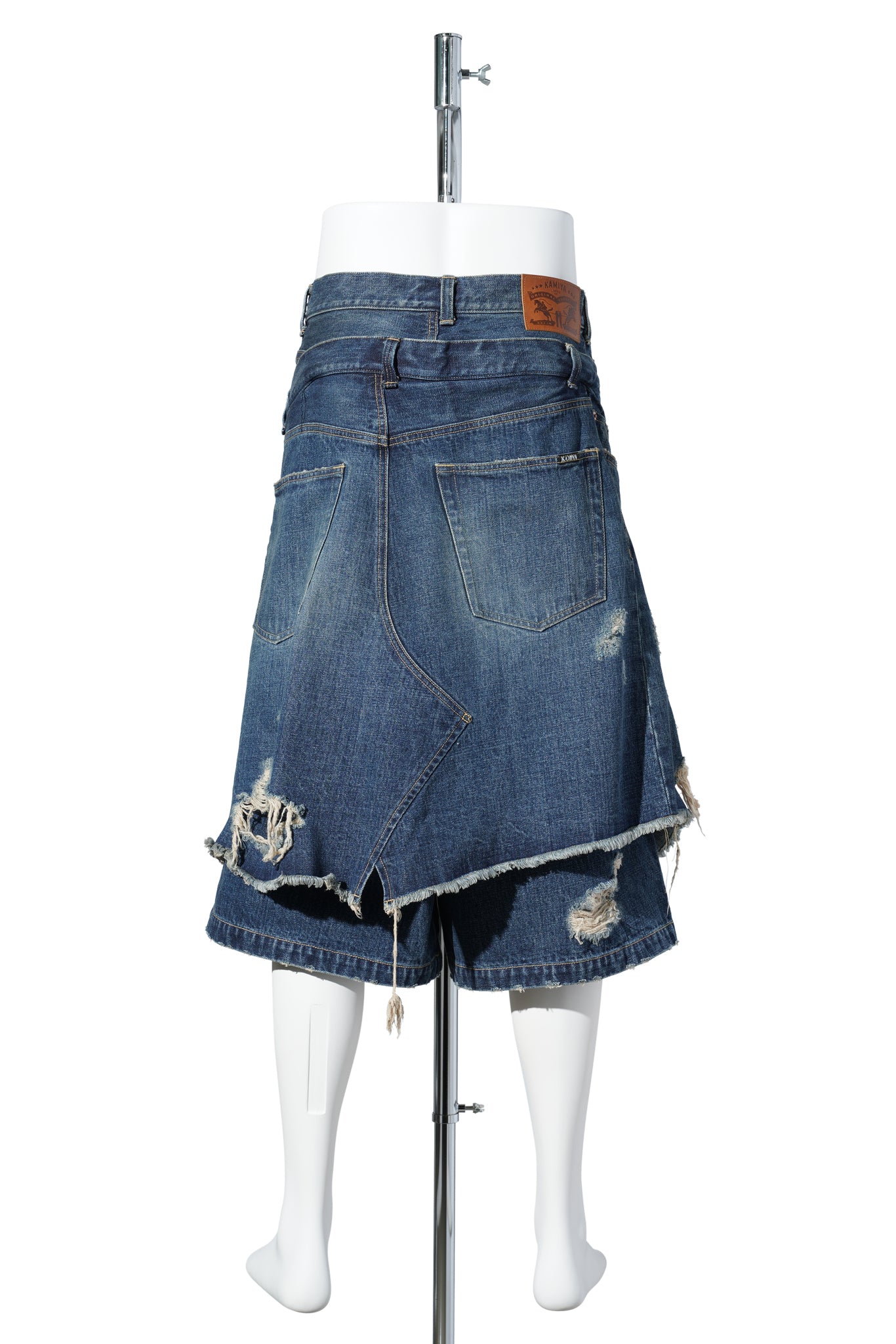 DOCKING STYLE DENIM SHORTS / INDIGO