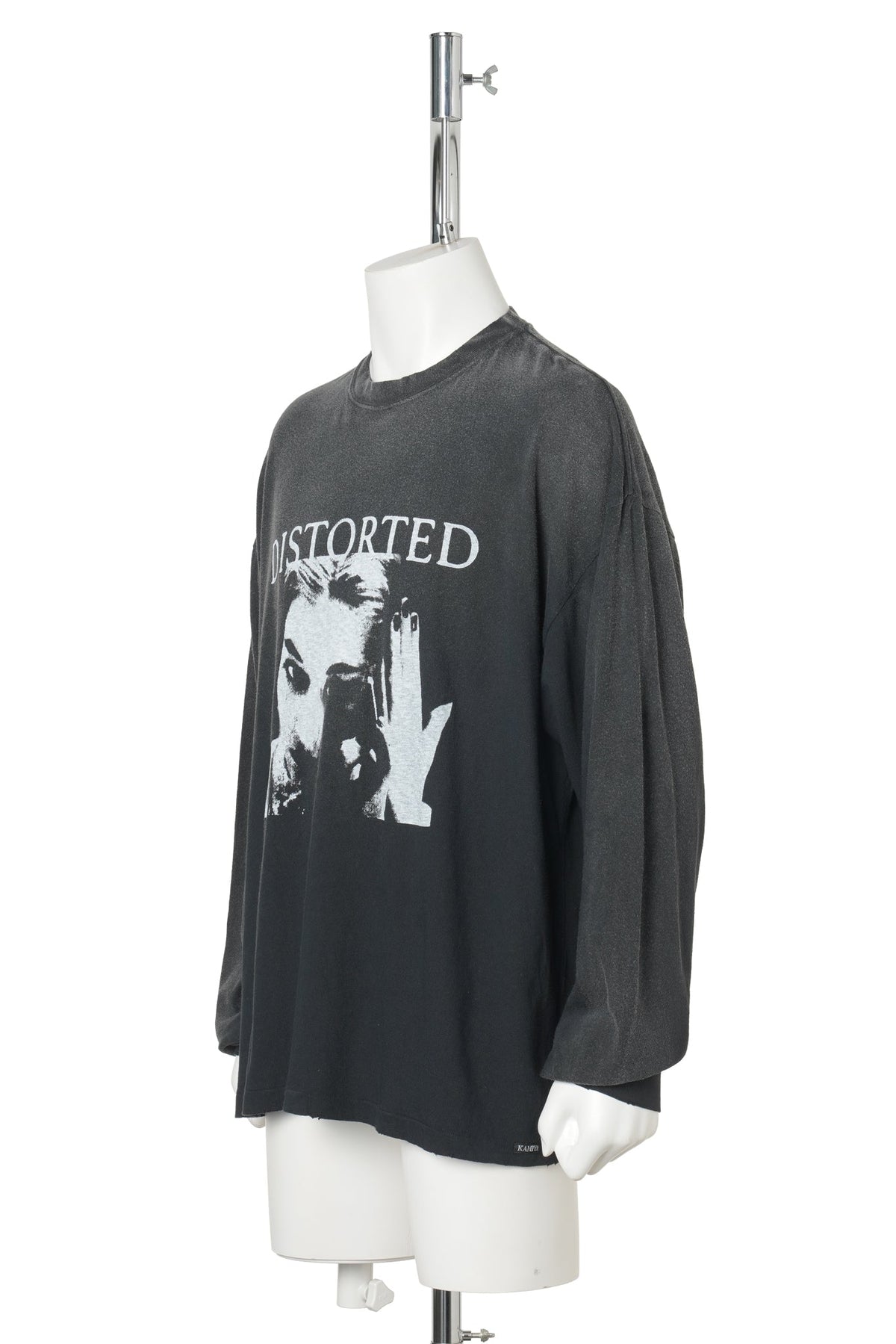 DISTORTED GIRL L/S TEE / BLACK