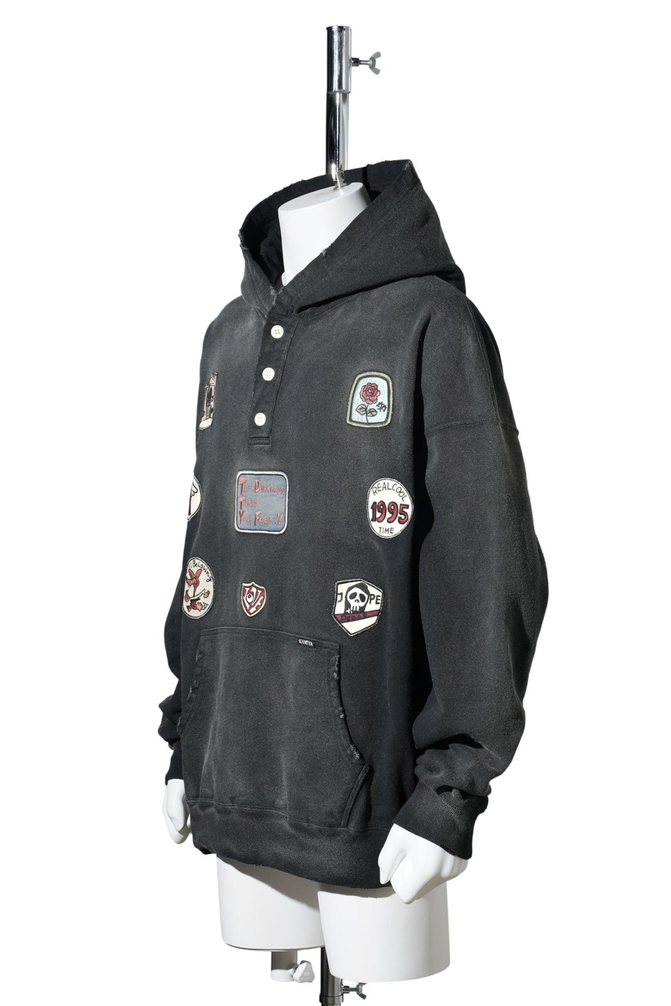 HENRY NECK HOODIE T/C WITH MULTI-PATCH DETAILS / BLACK