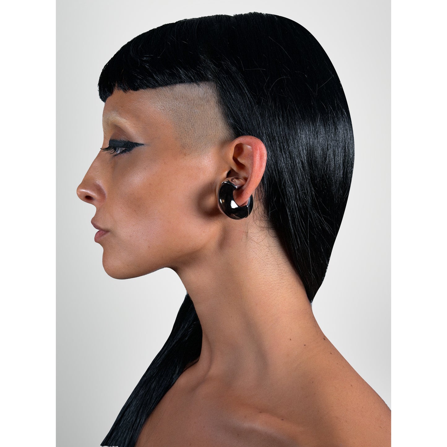 ABYSS EAR CUFF / BLACK