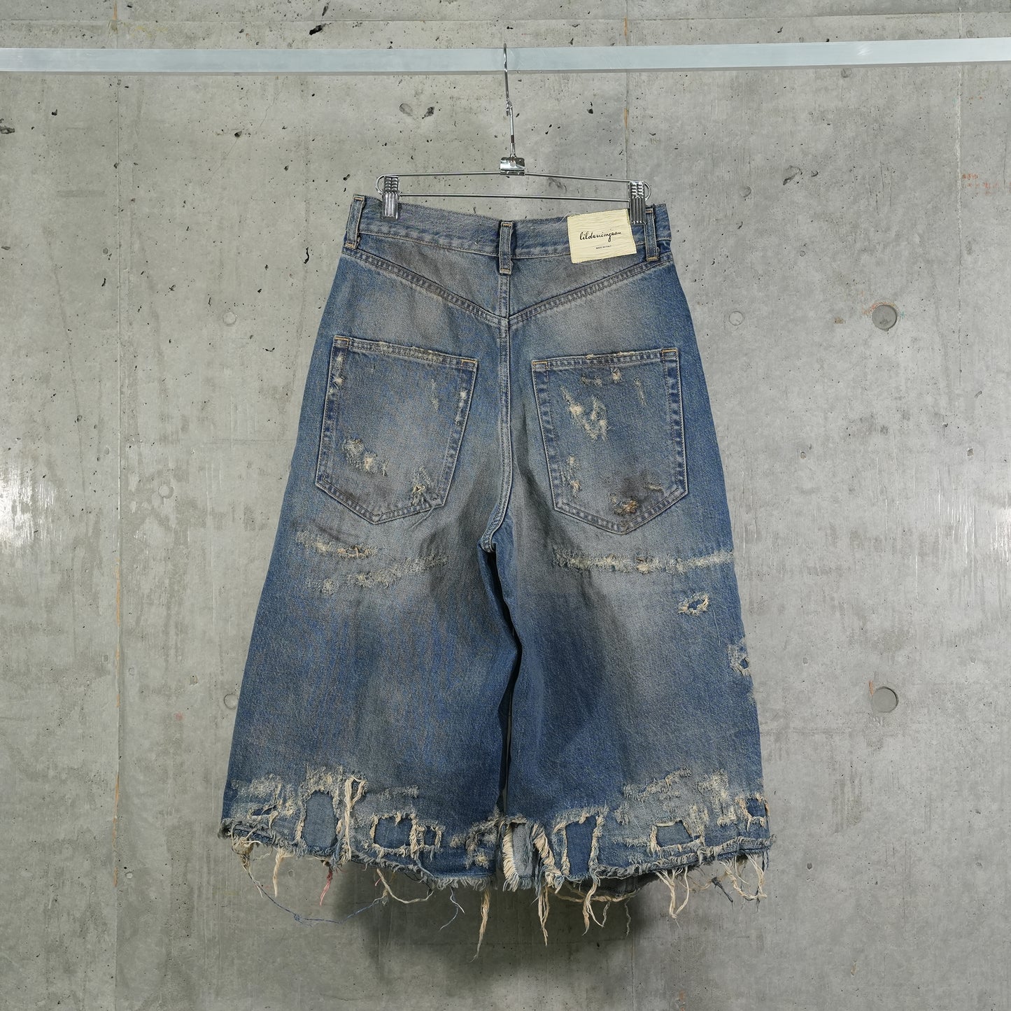 LDJ RIPPED SHORTS / BLUE