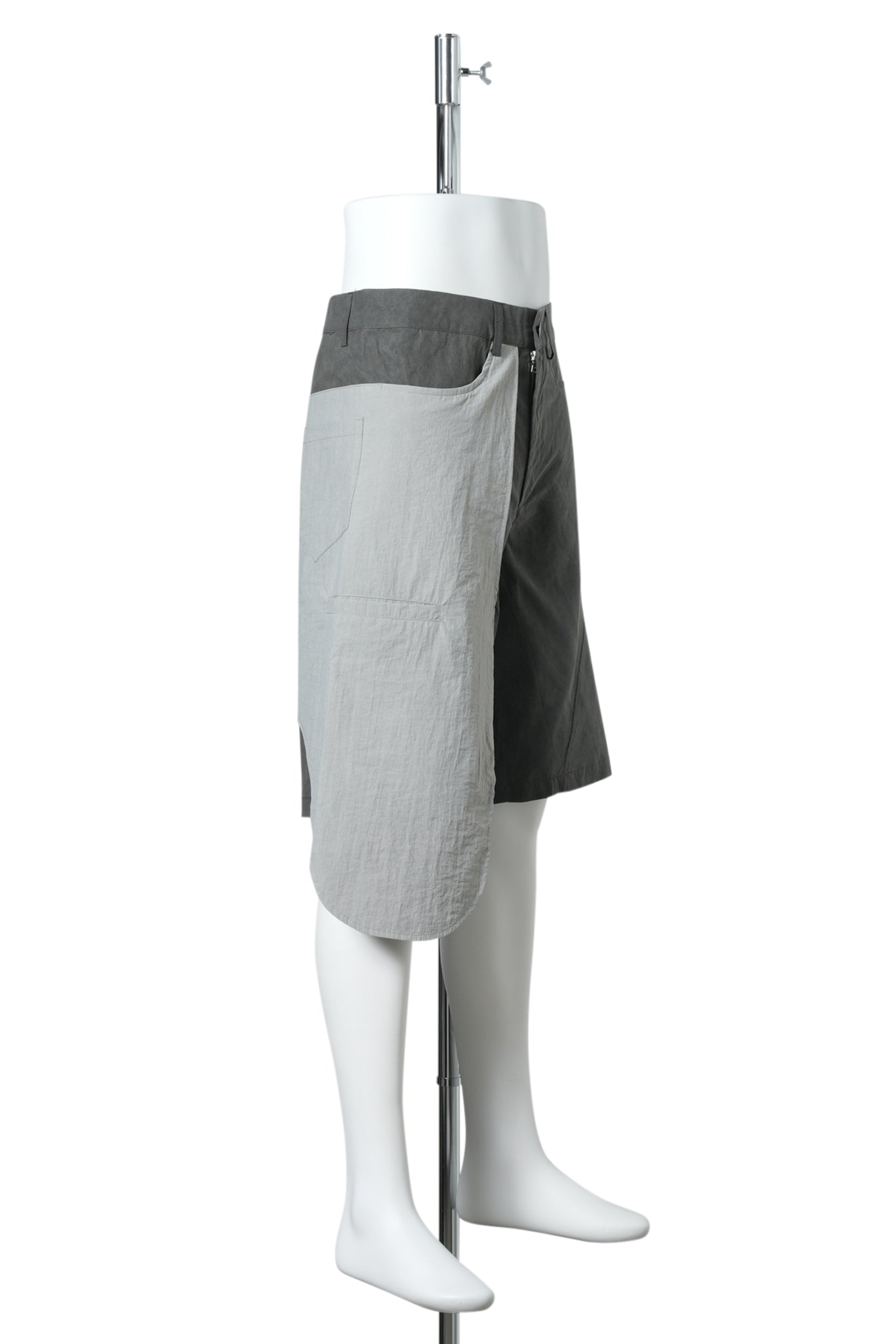 OLLY HOLSTER SHORTS / BEIGE