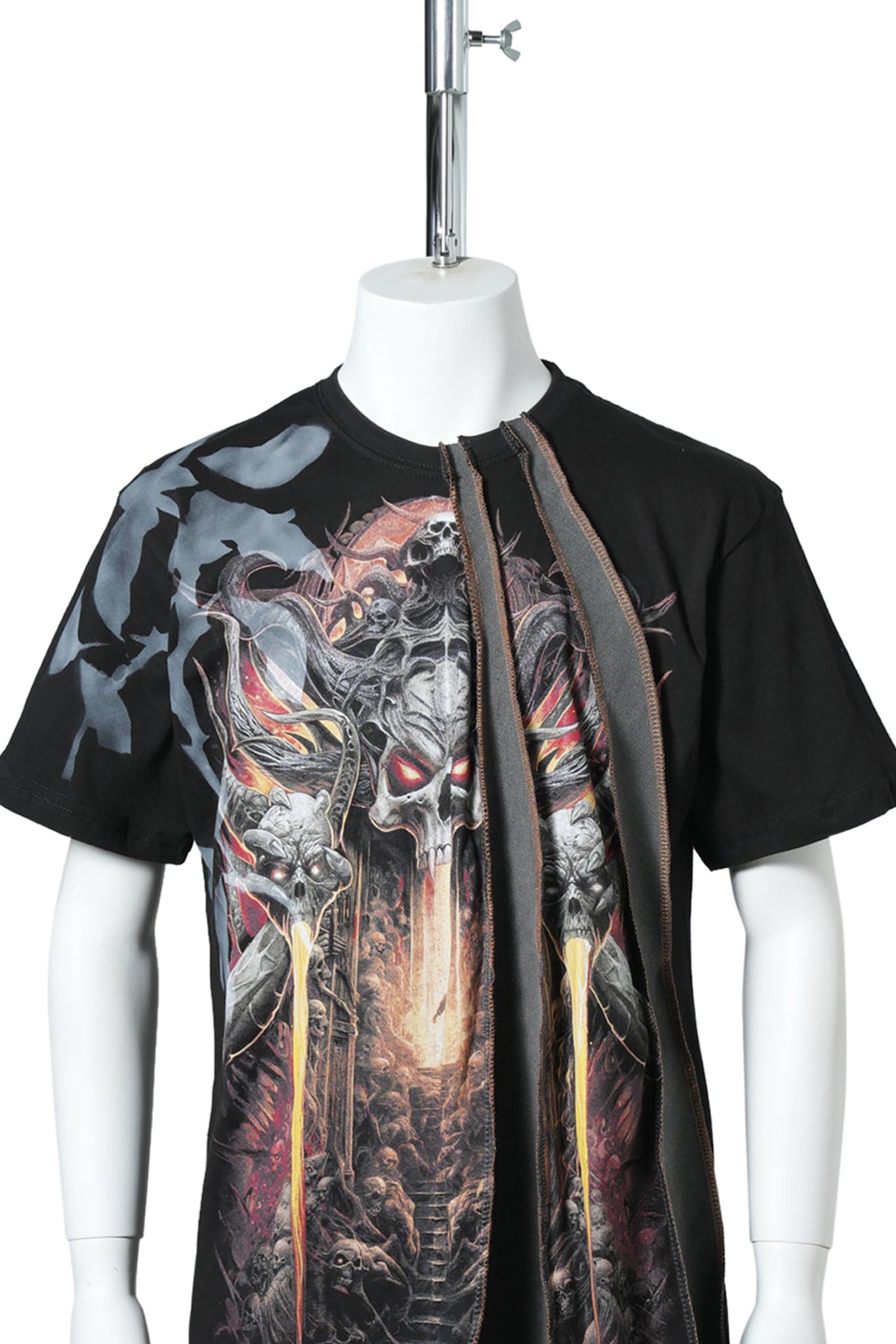 THAWN PHANTASY T-SHIRT / BLACK ORANGE