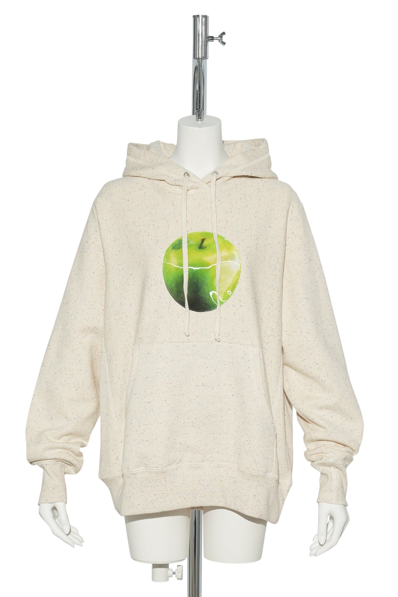 APPLE BITE PATCH HOODIE / BEIGE AND GREEN APPLE
