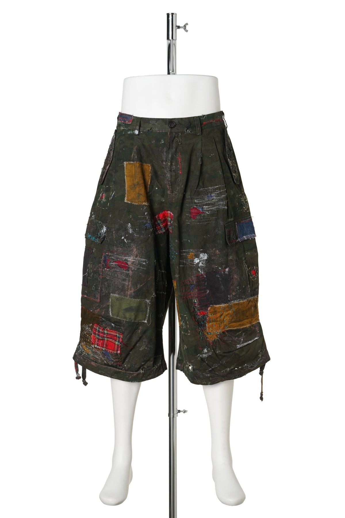 ARMY CARGO SHORTS / WOODLAND CAMO