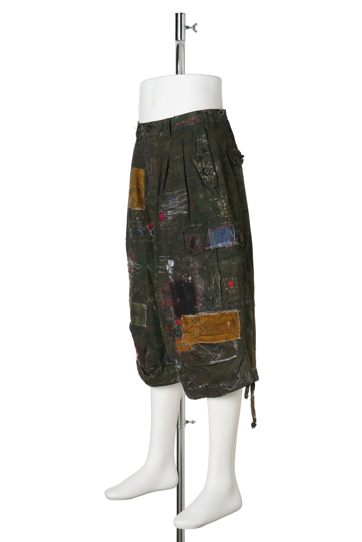 ARMY CARGO SHORTS / WOODLAND CAMO