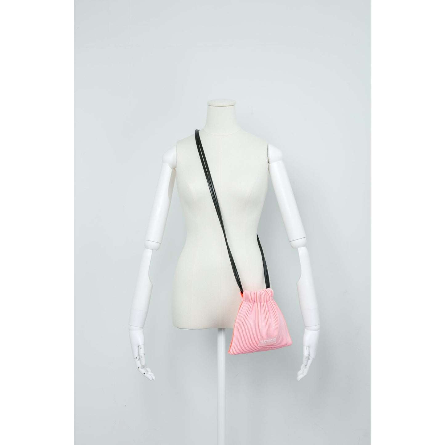 KASANE SACK BAG MINI / LIGHT PINK x NEON ORANGE