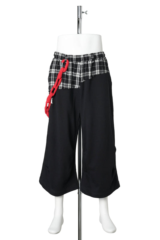 DOCKING SWEAT SHORTS / BLACK