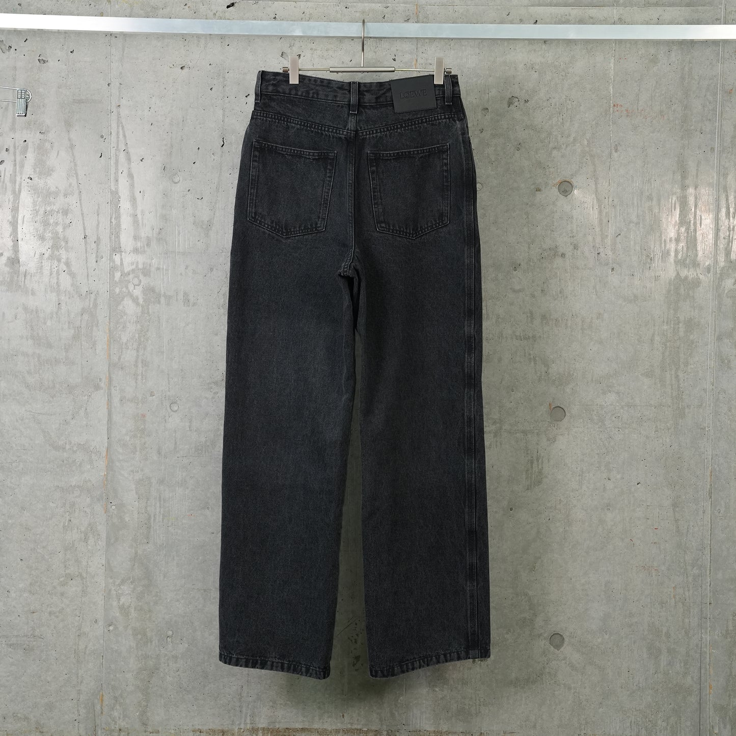 ANAGRAM BAGGY JEANS / BLACK