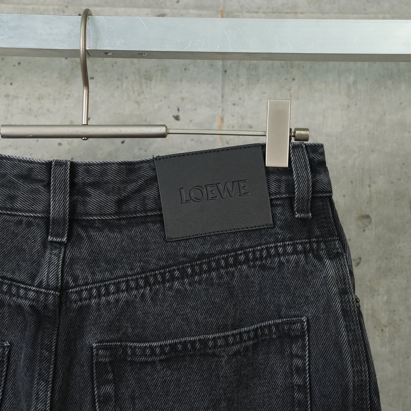 ANAGRAM BAGGY JEANS / BLACK