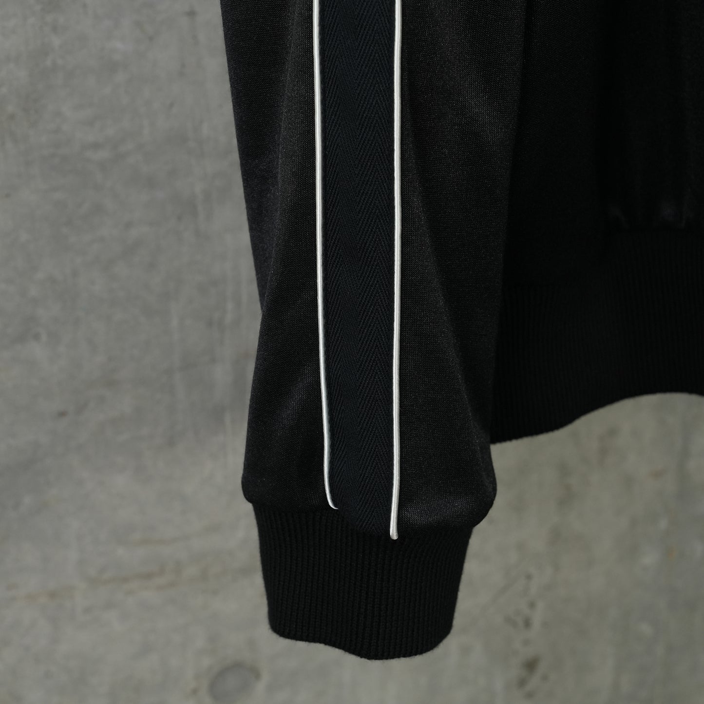 TRACKSUIT JACKET / BLACK