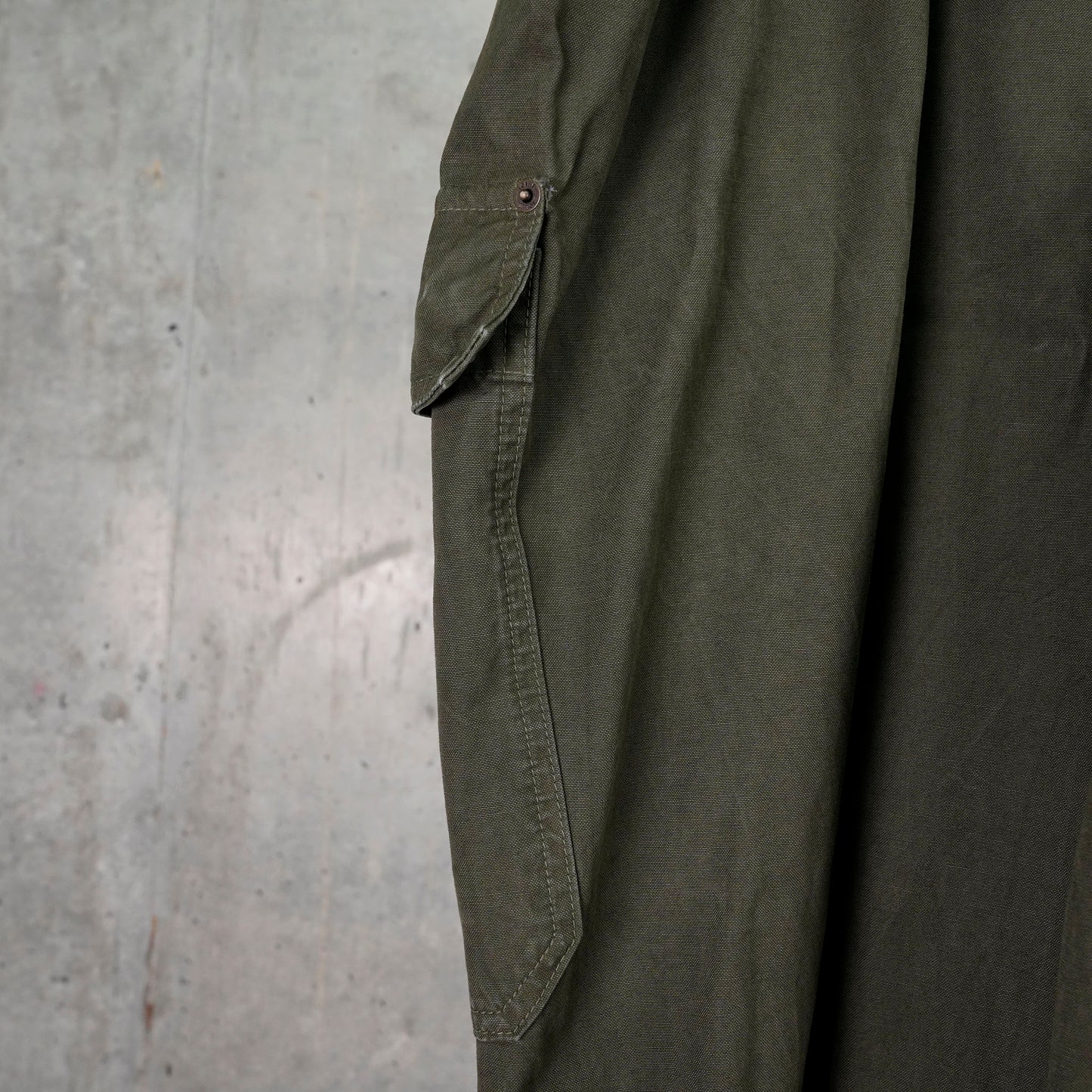 BALLOON CARGO TROUSERS / DEEP OLIVE