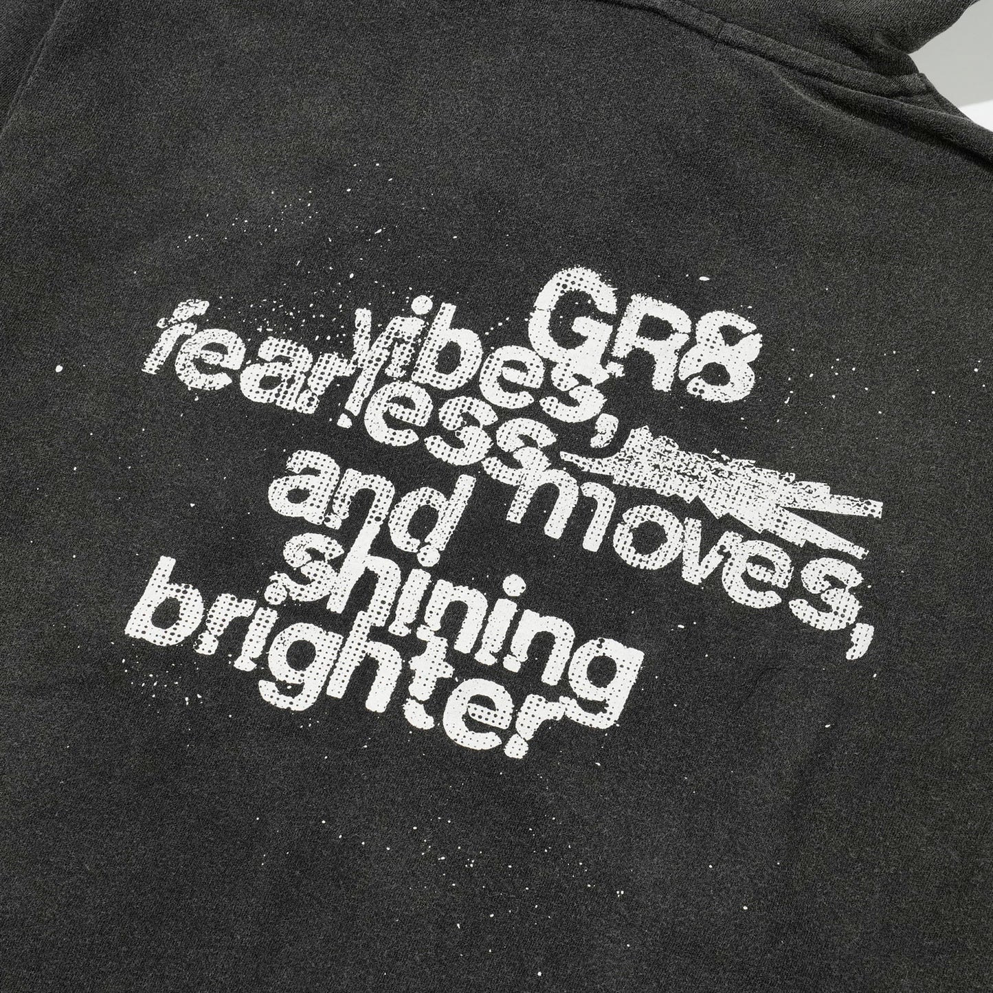 GR8 COLLABORATION ZIP-UP HOODIE