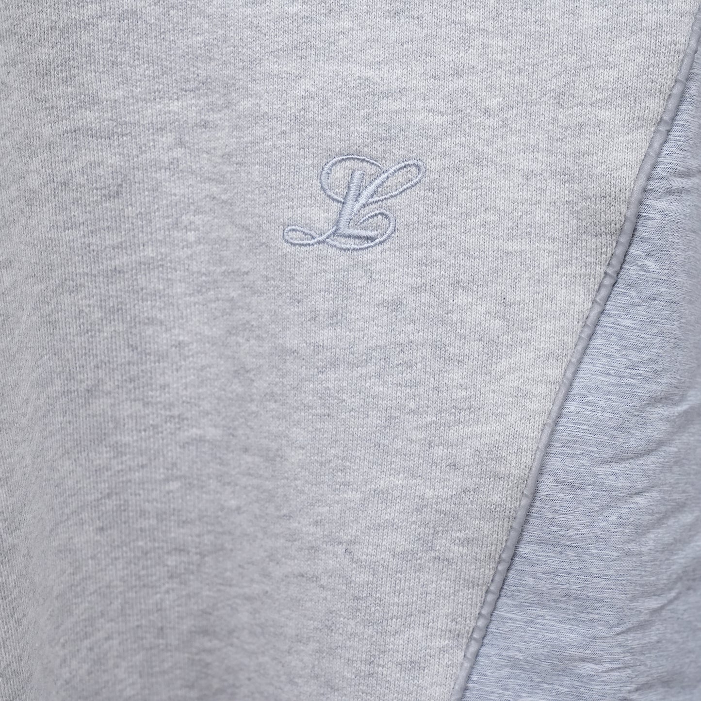 TECH PULLOVER / GREY