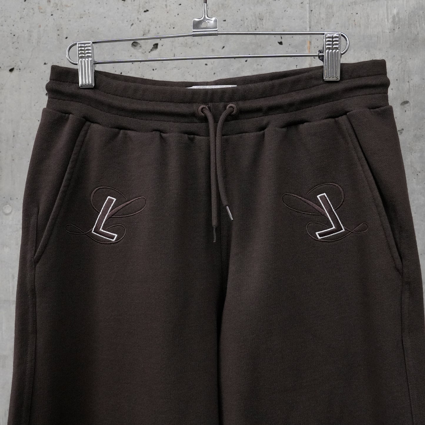 LOGO WIDE LEG SWEATS / BROWN