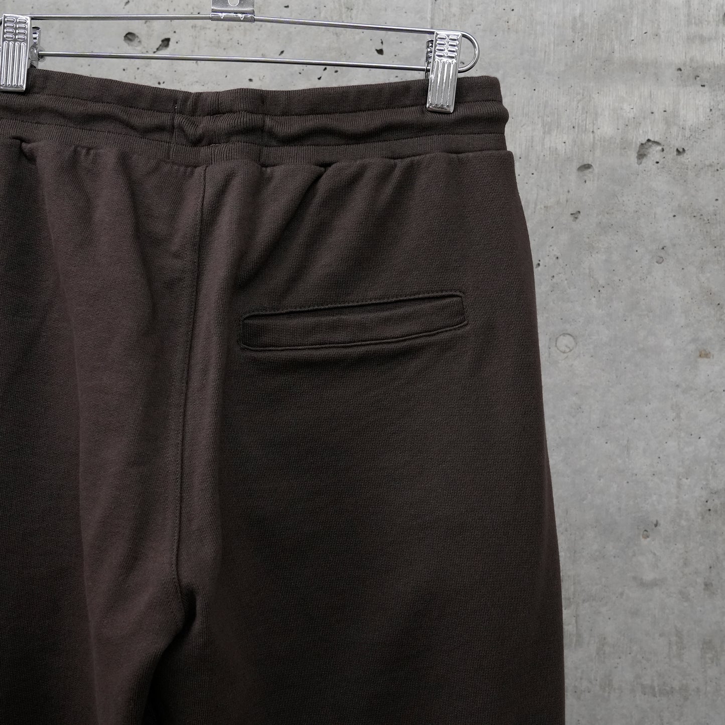 LOGO WIDE LEG SWEATS / BROWN