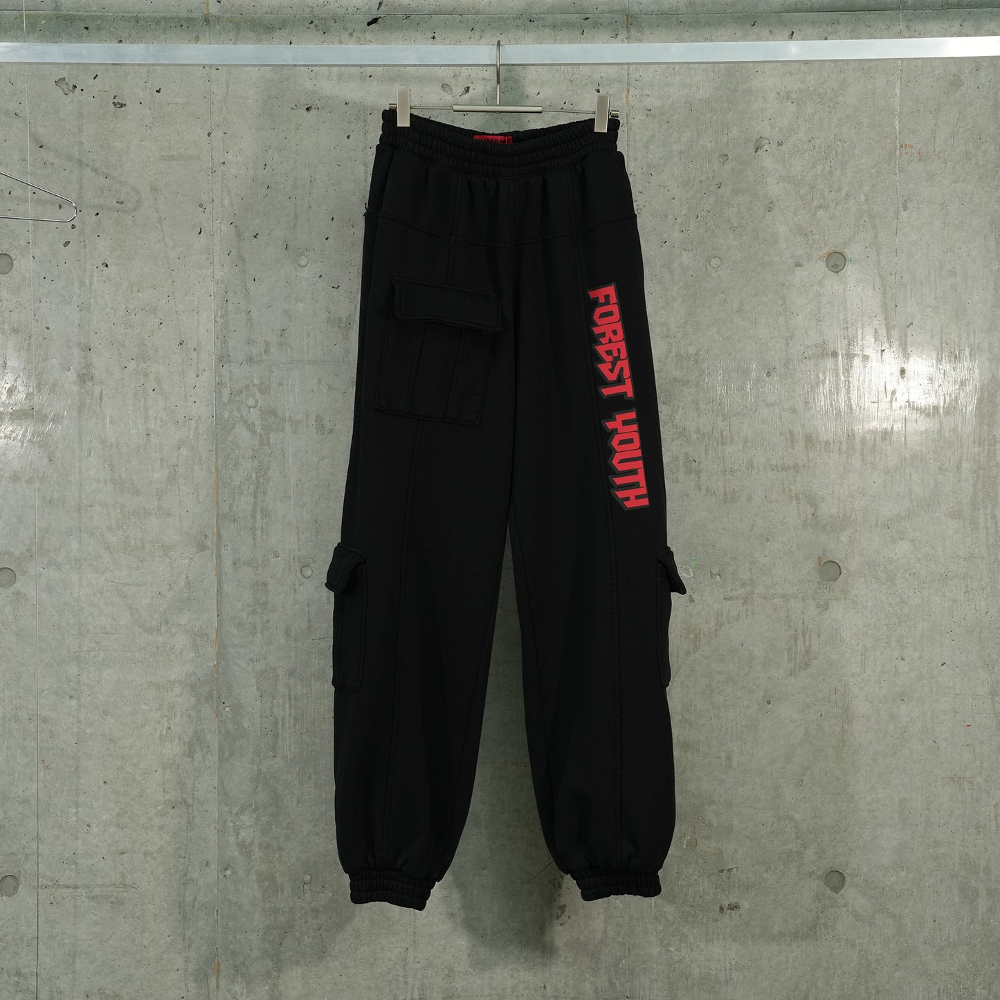 FOREST YOUTH SWEATPANTS / BLACK