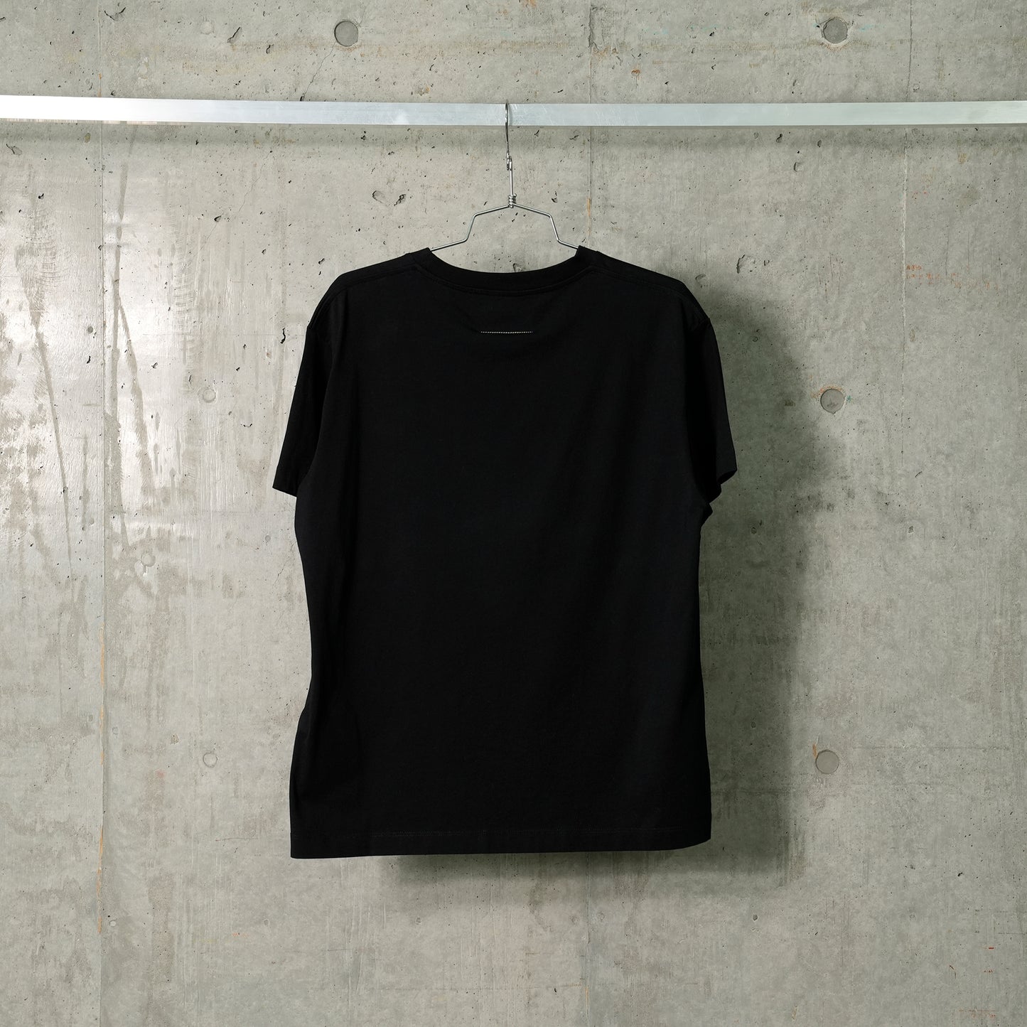 T-SHIRT / 900