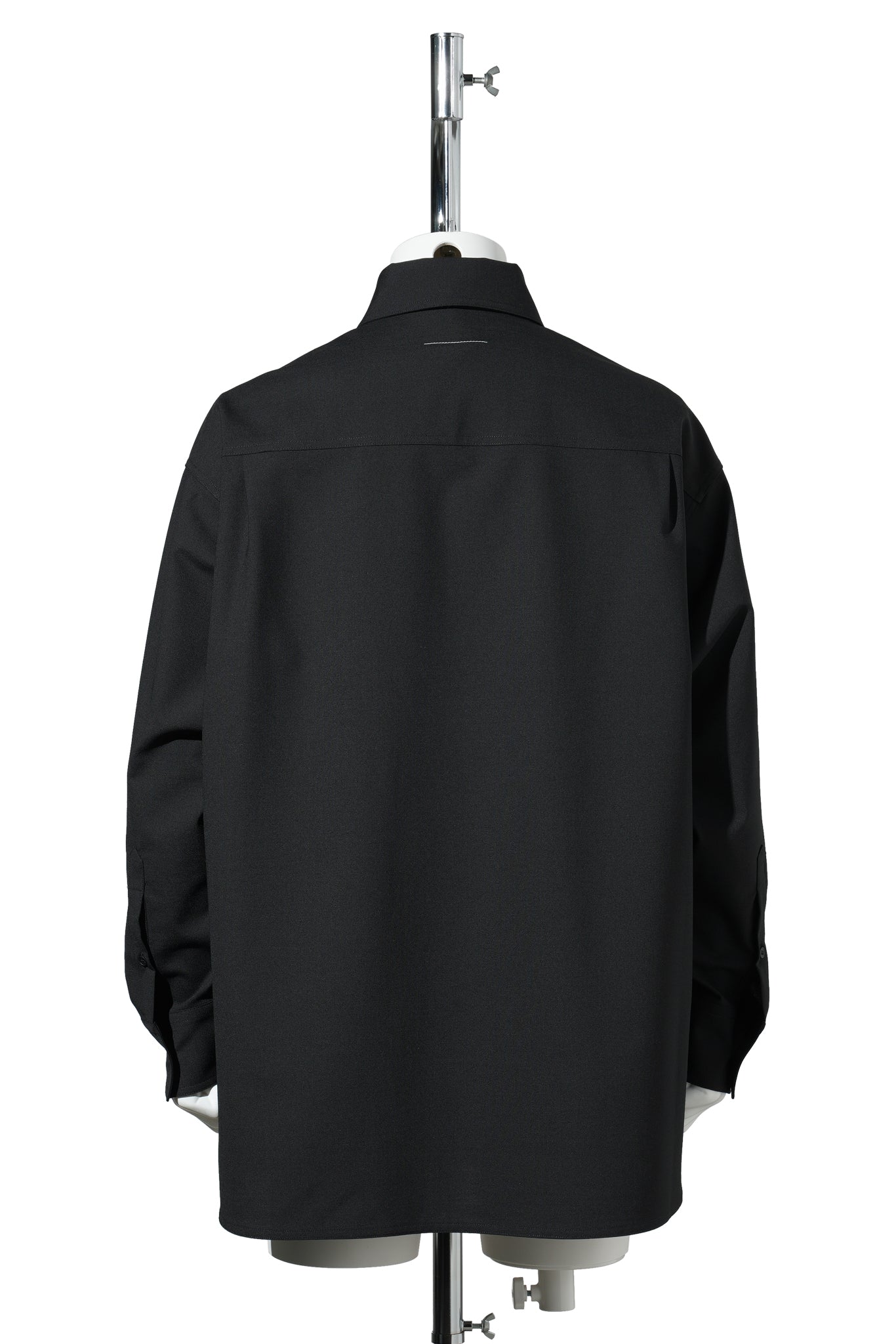LONG-SLEEVED SHIRT / 900