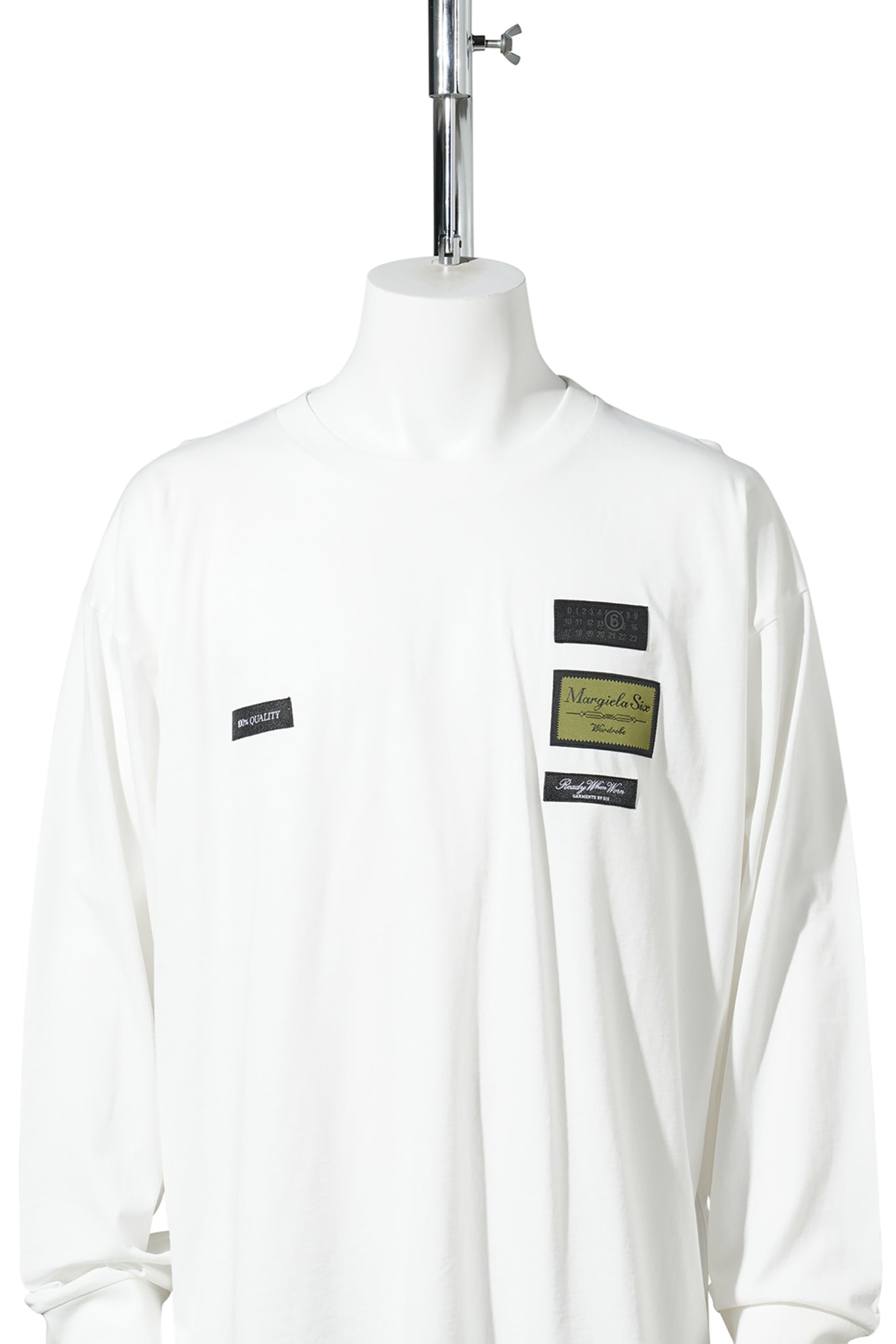LONG-SLEEVED TOP / 101