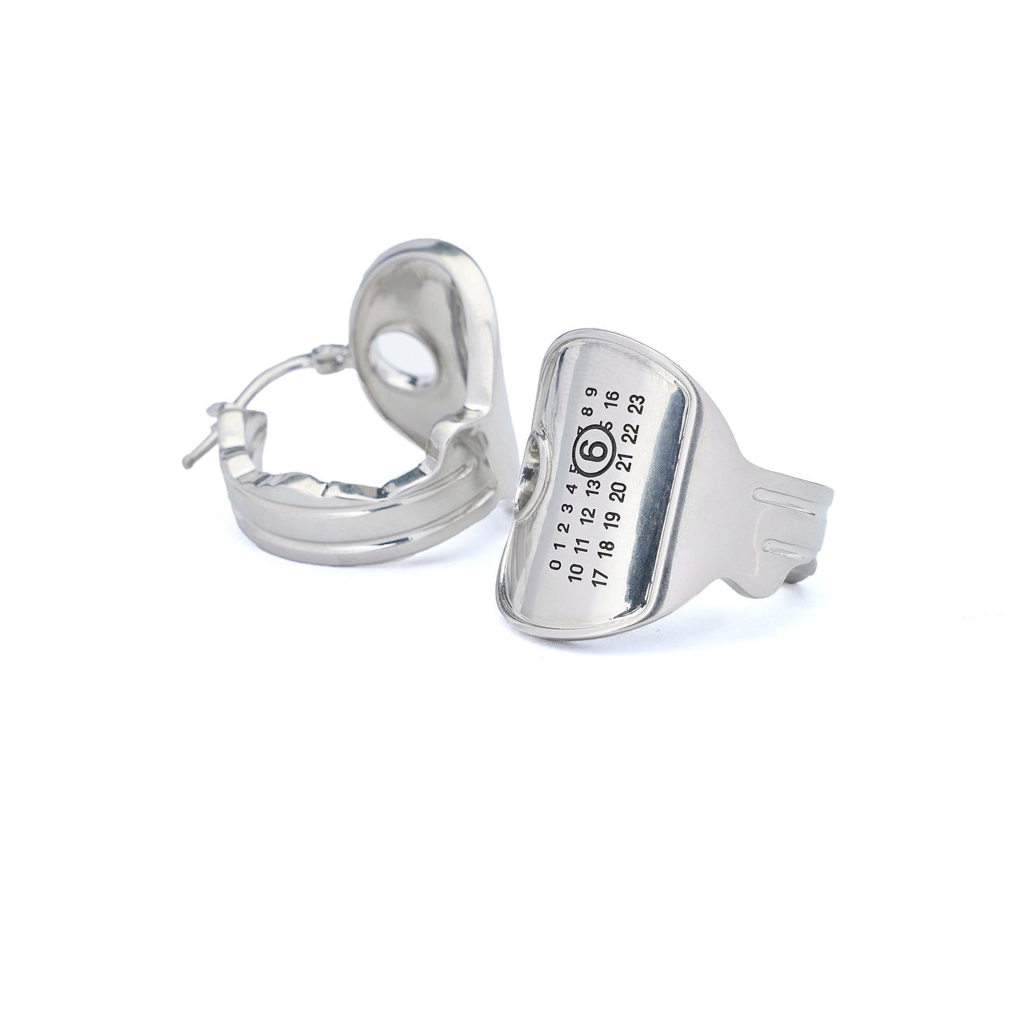 EARRINGS / 952