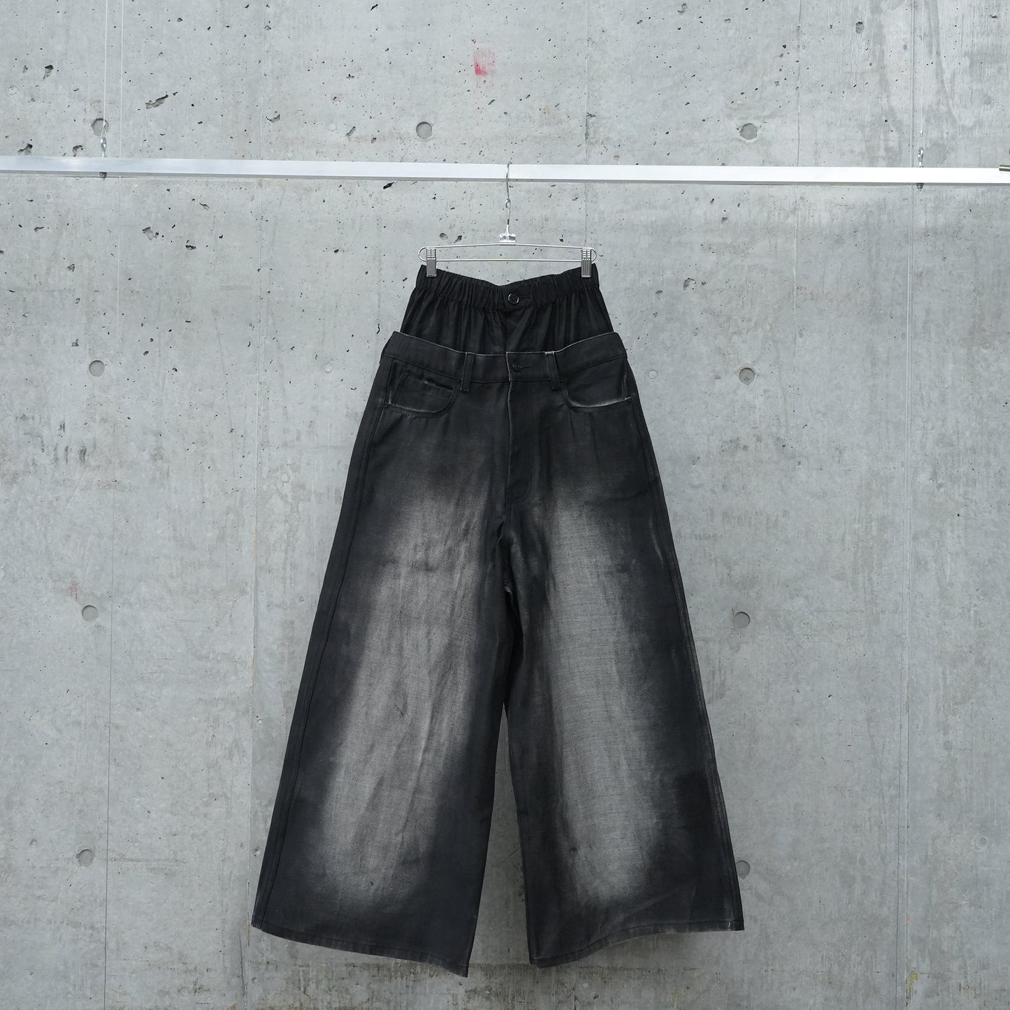 DOUBLE WAIST DENIM PANTS / BLACK