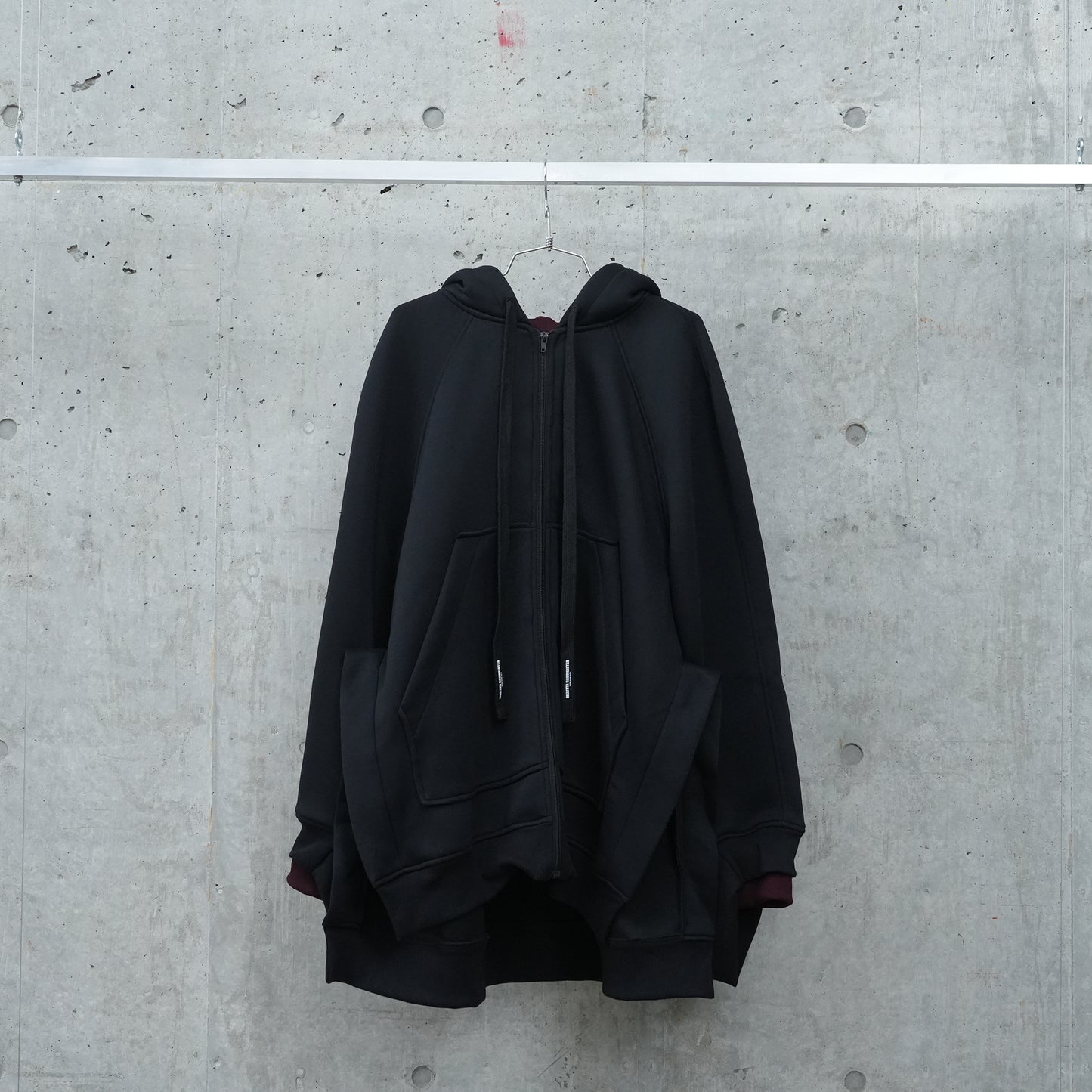 DOUBLE HOOD HOODIE / BLACK