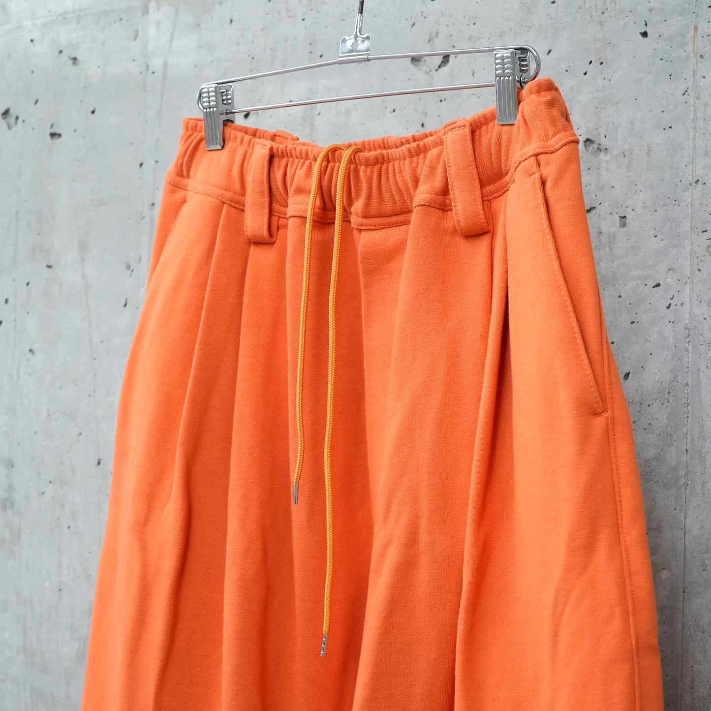 DRAWSTRING CHINO / ORANGE