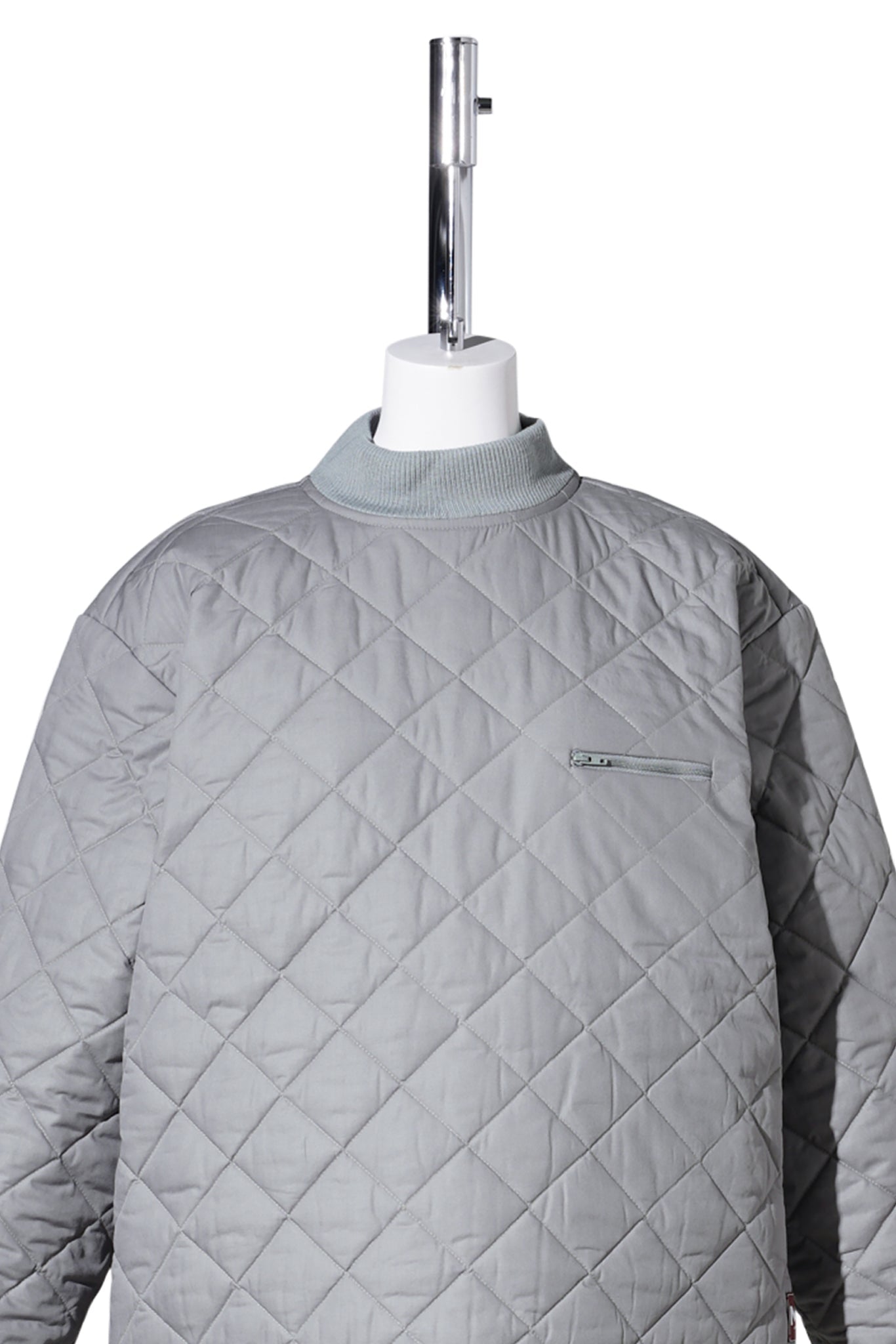 QUILTED SWEATSHIRT / GREY