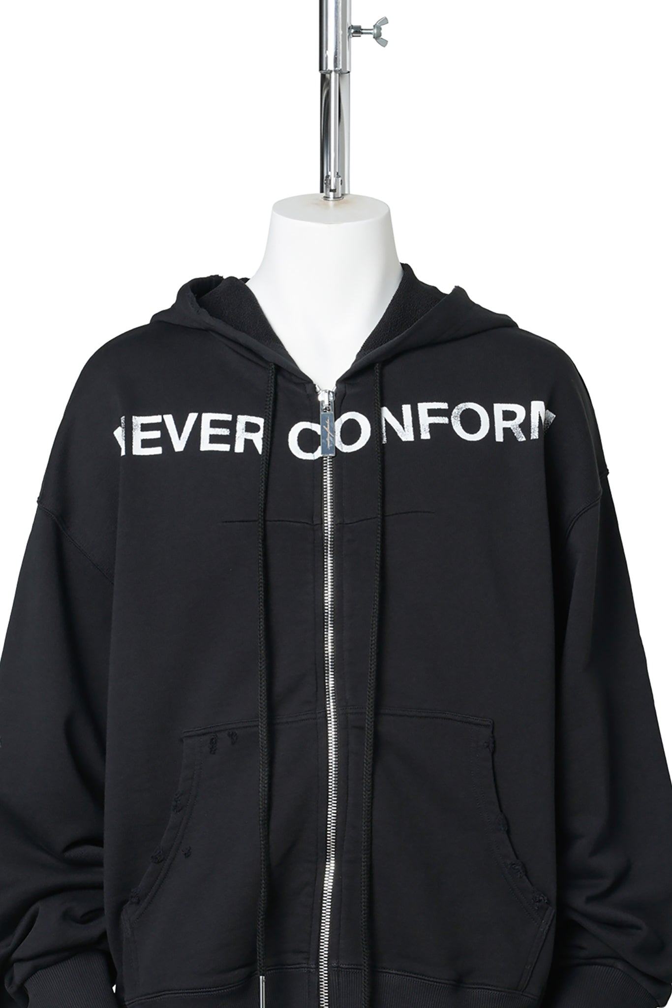 UNISEX NEVER CONFORM HOODIE KNIT / BLACK