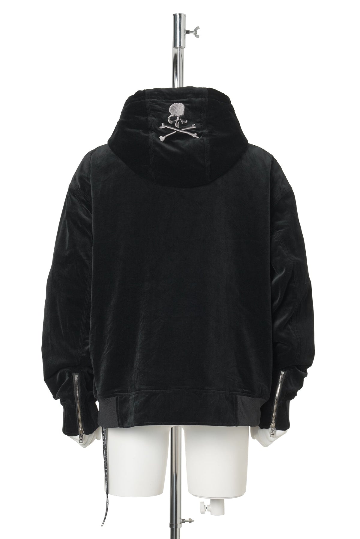 BL018 / 012:BLACK