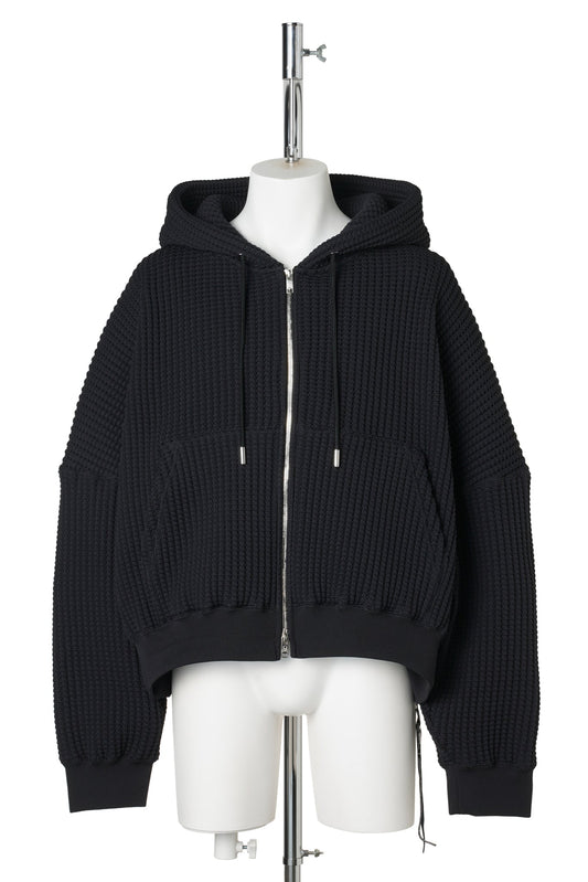BL038 / 012:BLACK