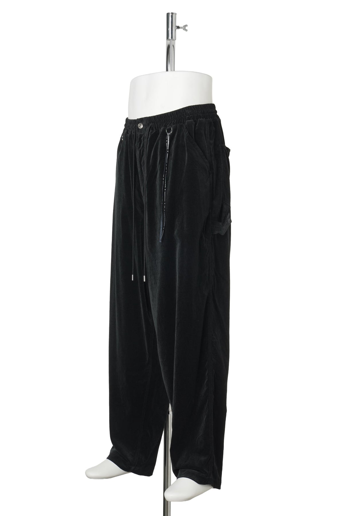 PA027 / 012:BLACK