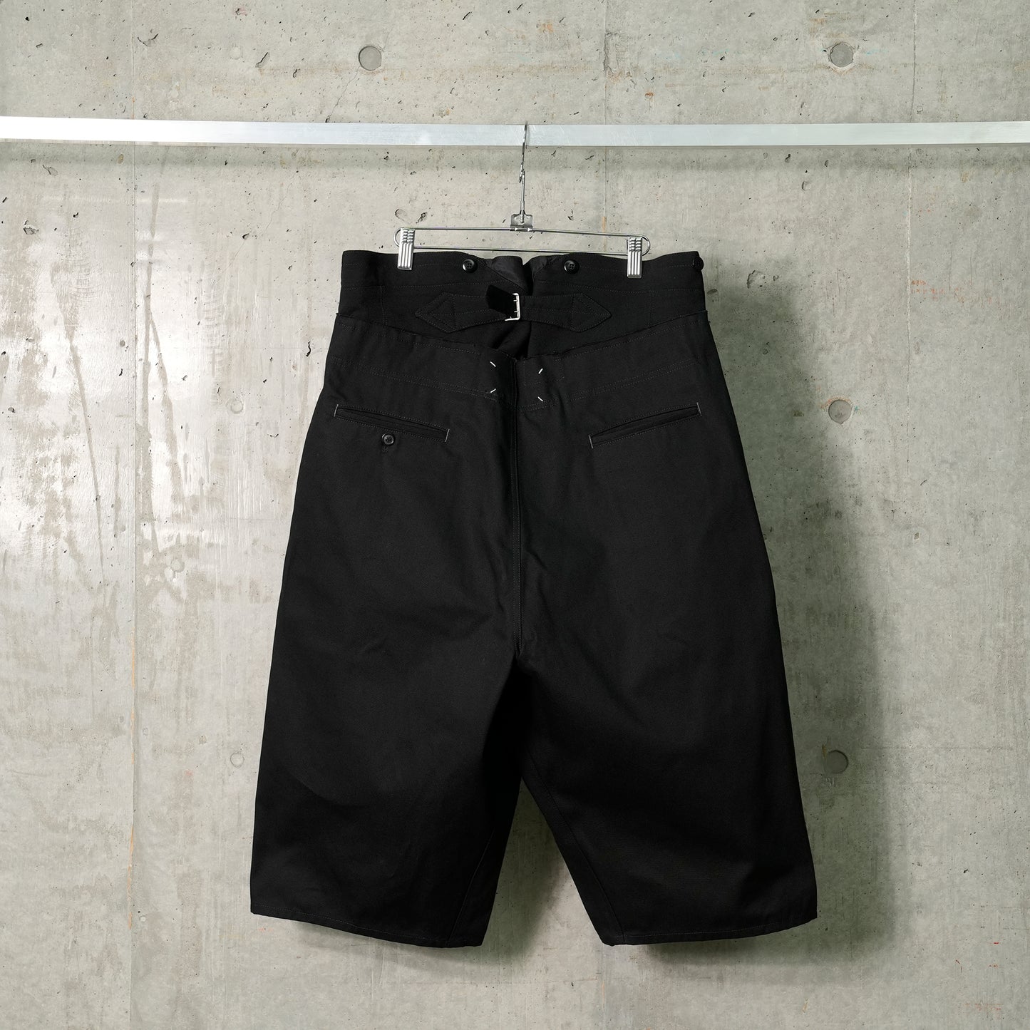 SHORTS / 900