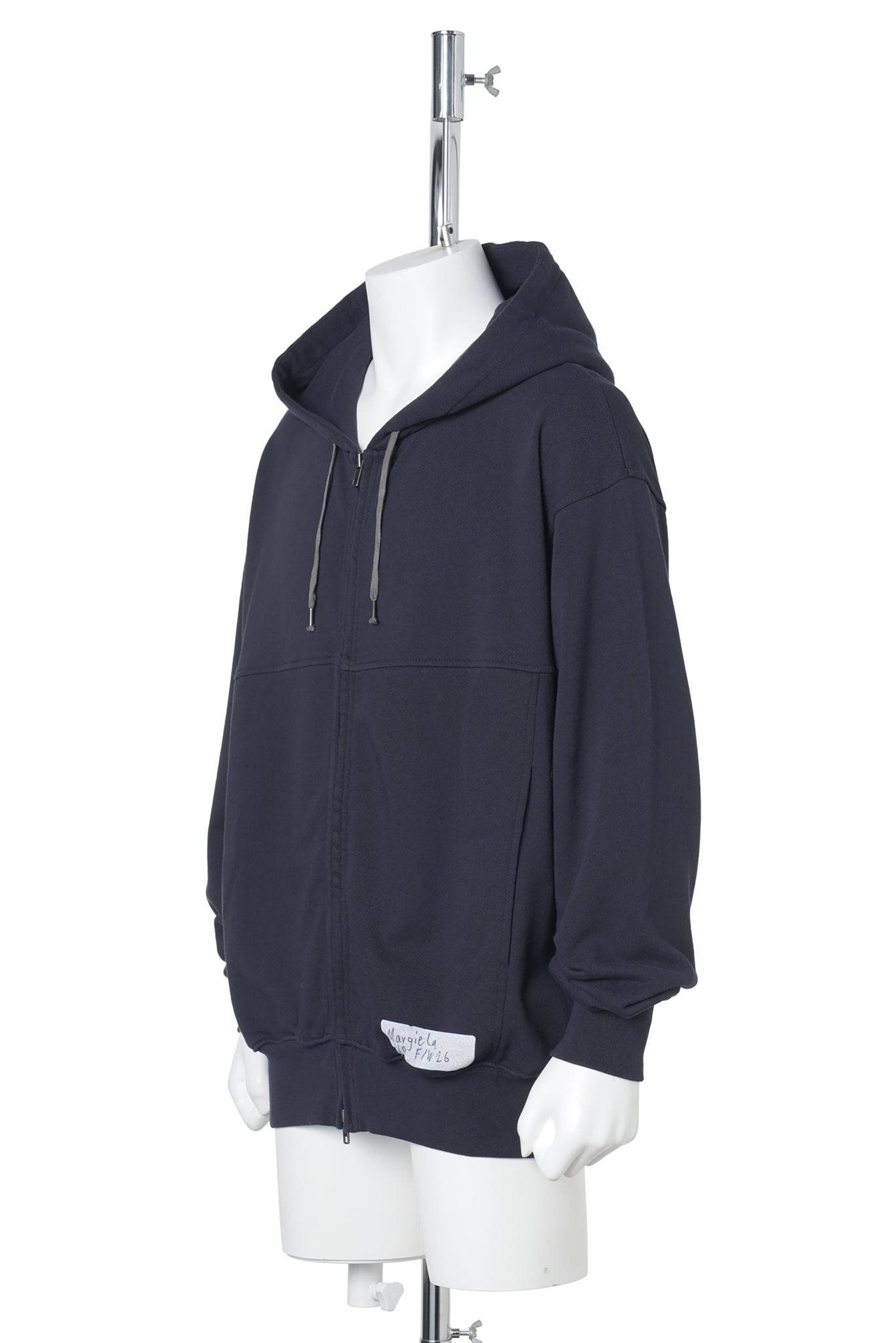 SWEATSHIRT / 524