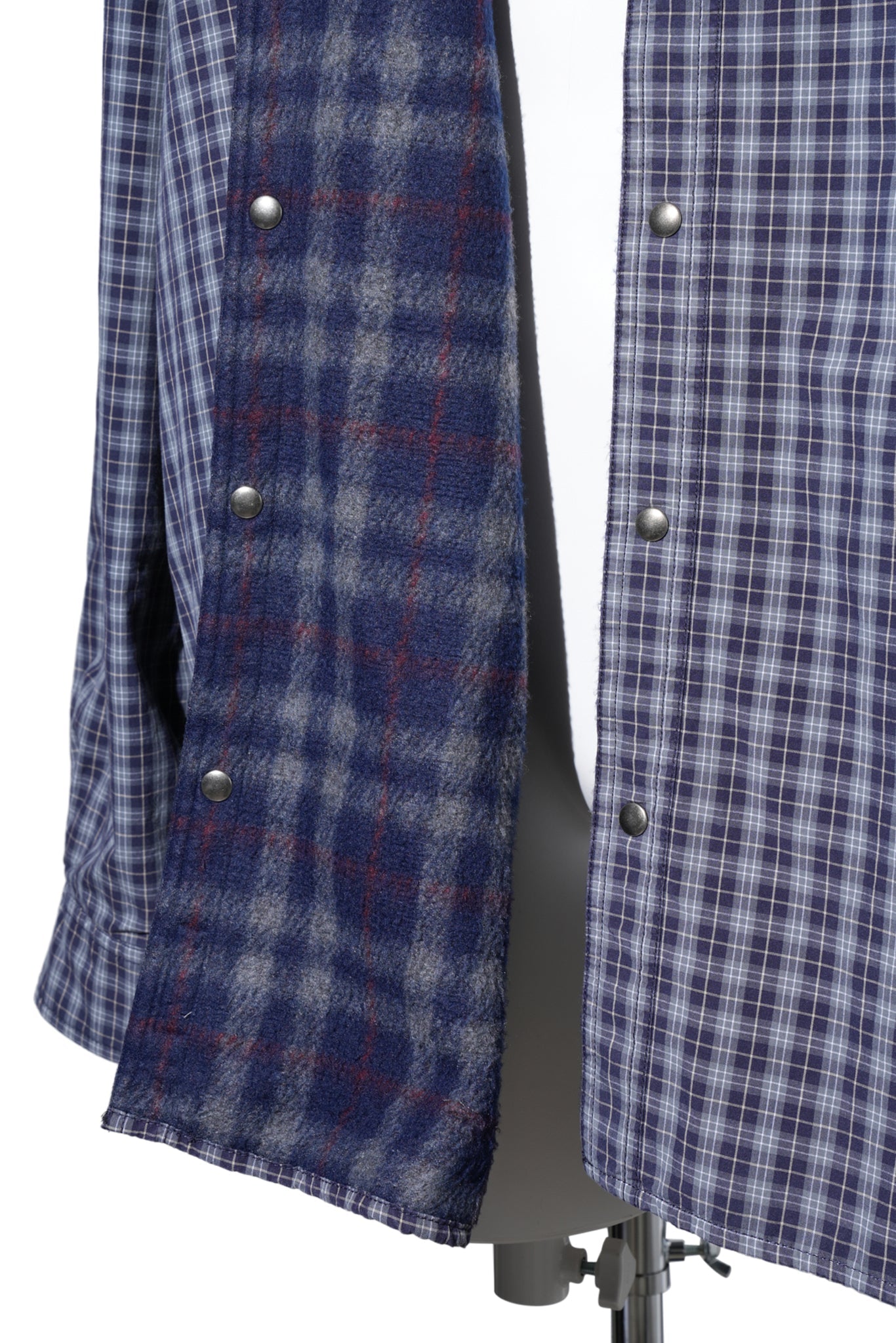 LONG-SLEEVED SHIRT / 001F