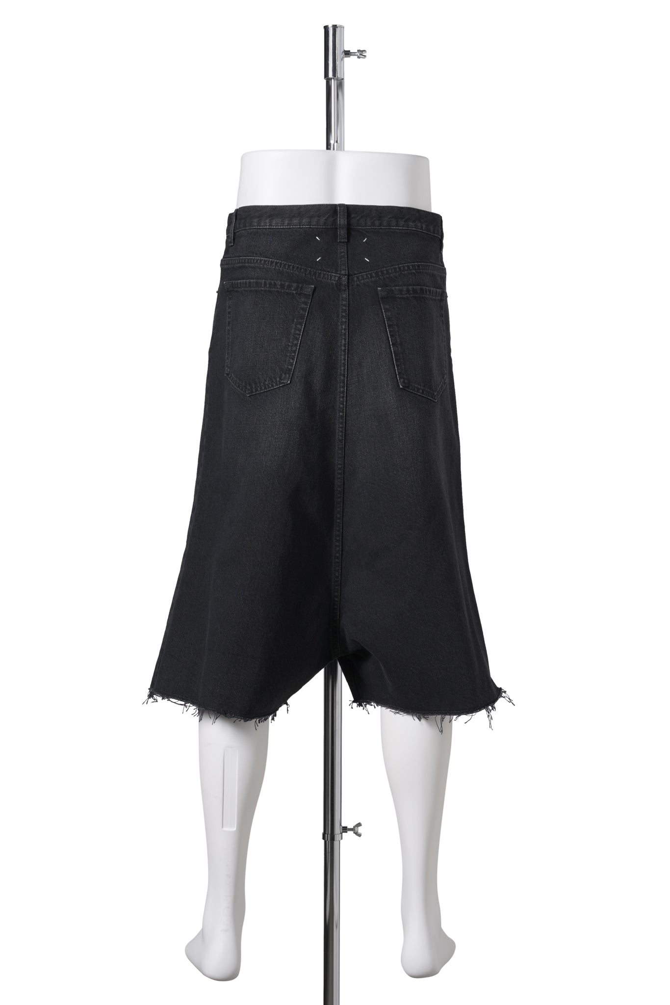 SHORT / 961