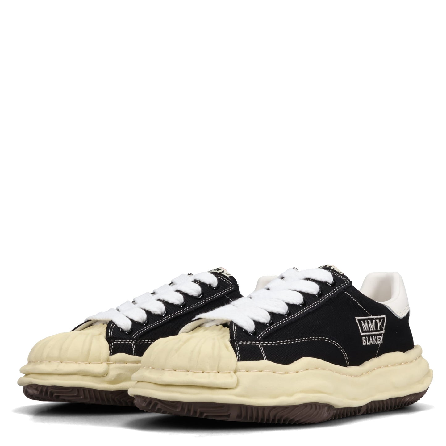 BLKY CANVAS / 018:BLACK