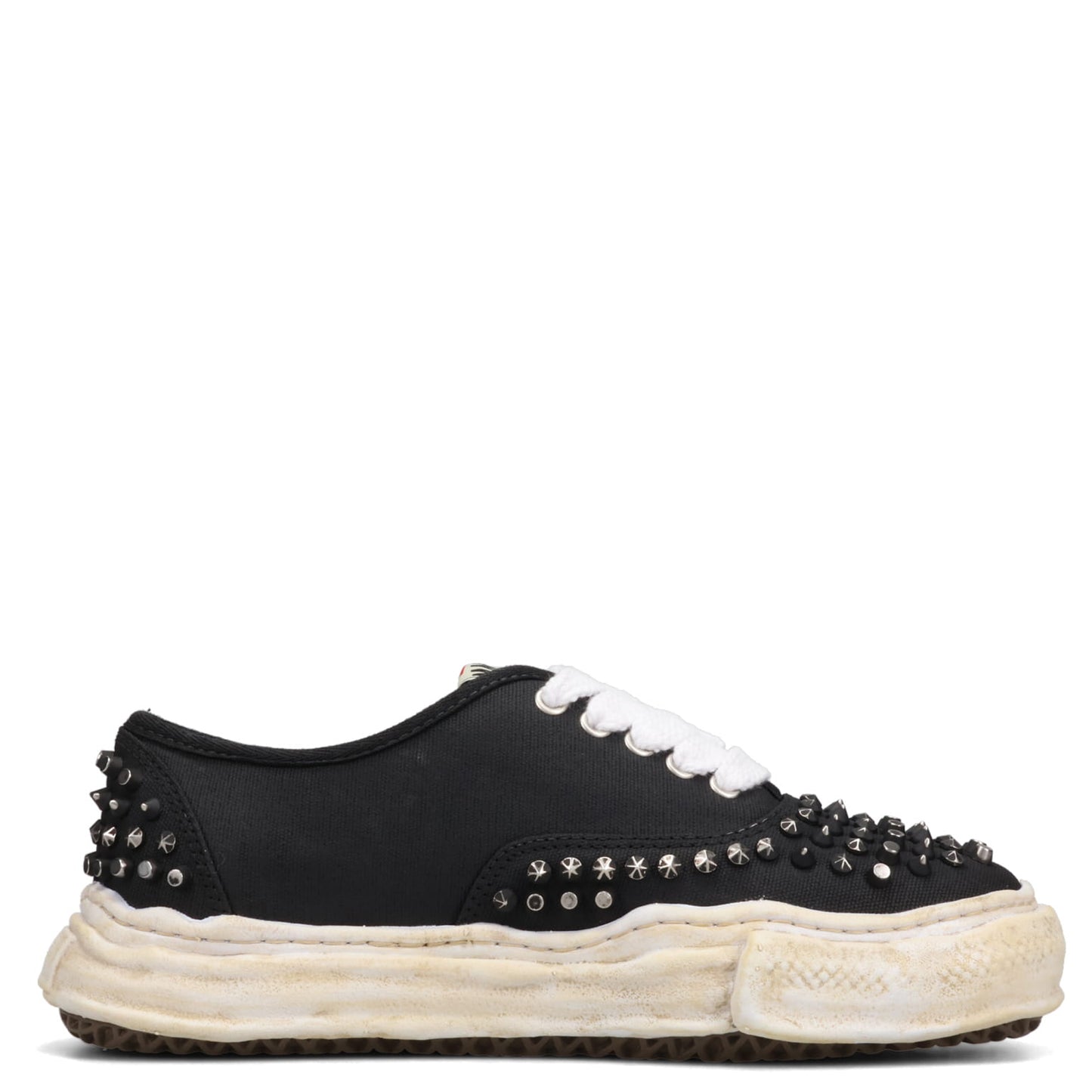 BAKER STUDDED PAINT CANVAS LOW-TOP SNEAKER / 018:BLACK