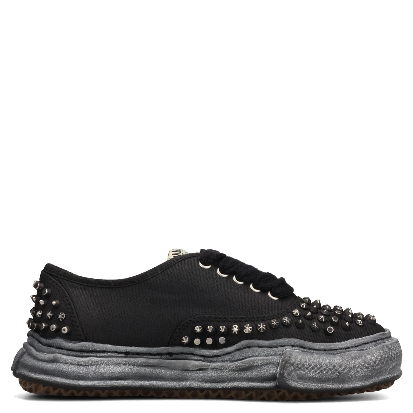 BAKER STUDDED PAINT CANVAS LOW-TOP SNEAKER / 129:BLK/BLK