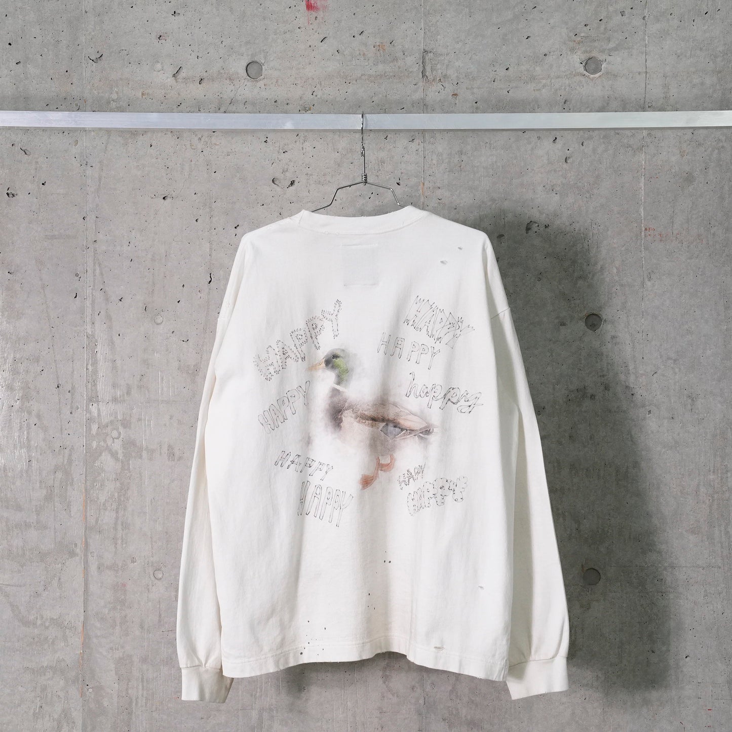 DISTRESSED LS TEE / WHITE